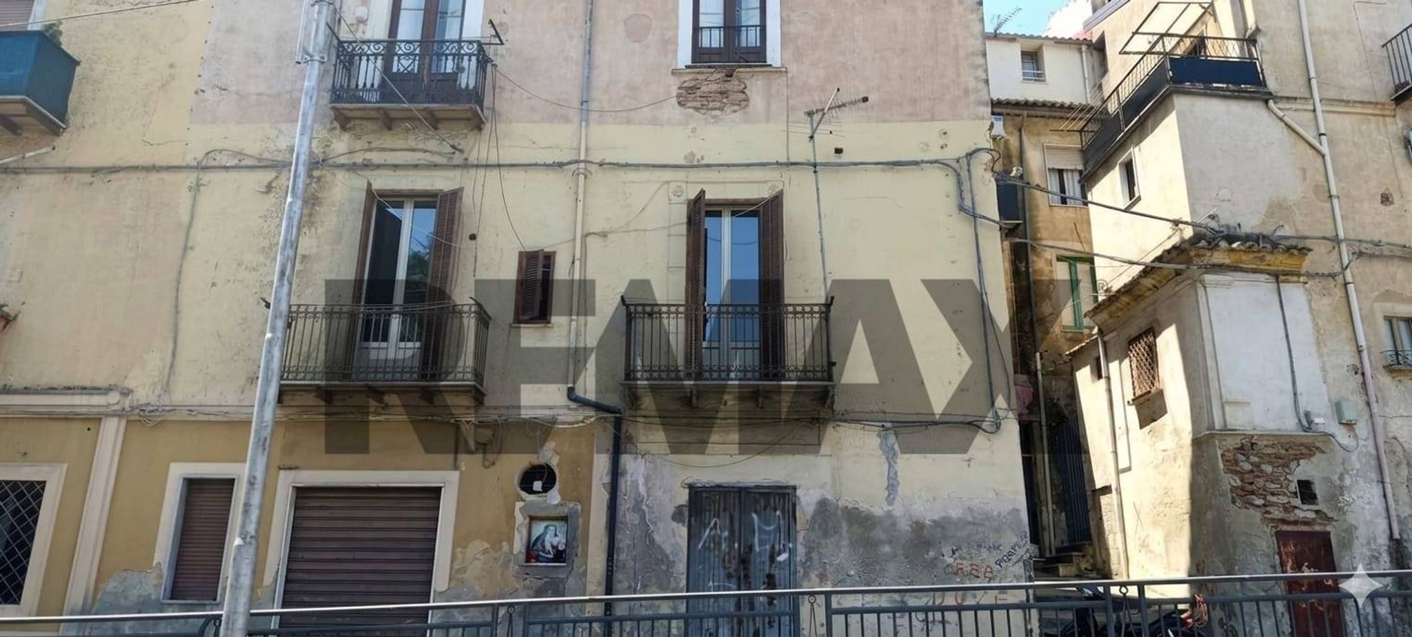 Edificio all'aperto