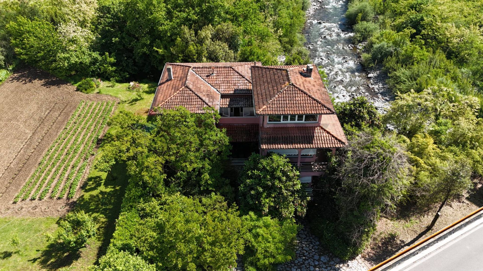 Casa all'aperto