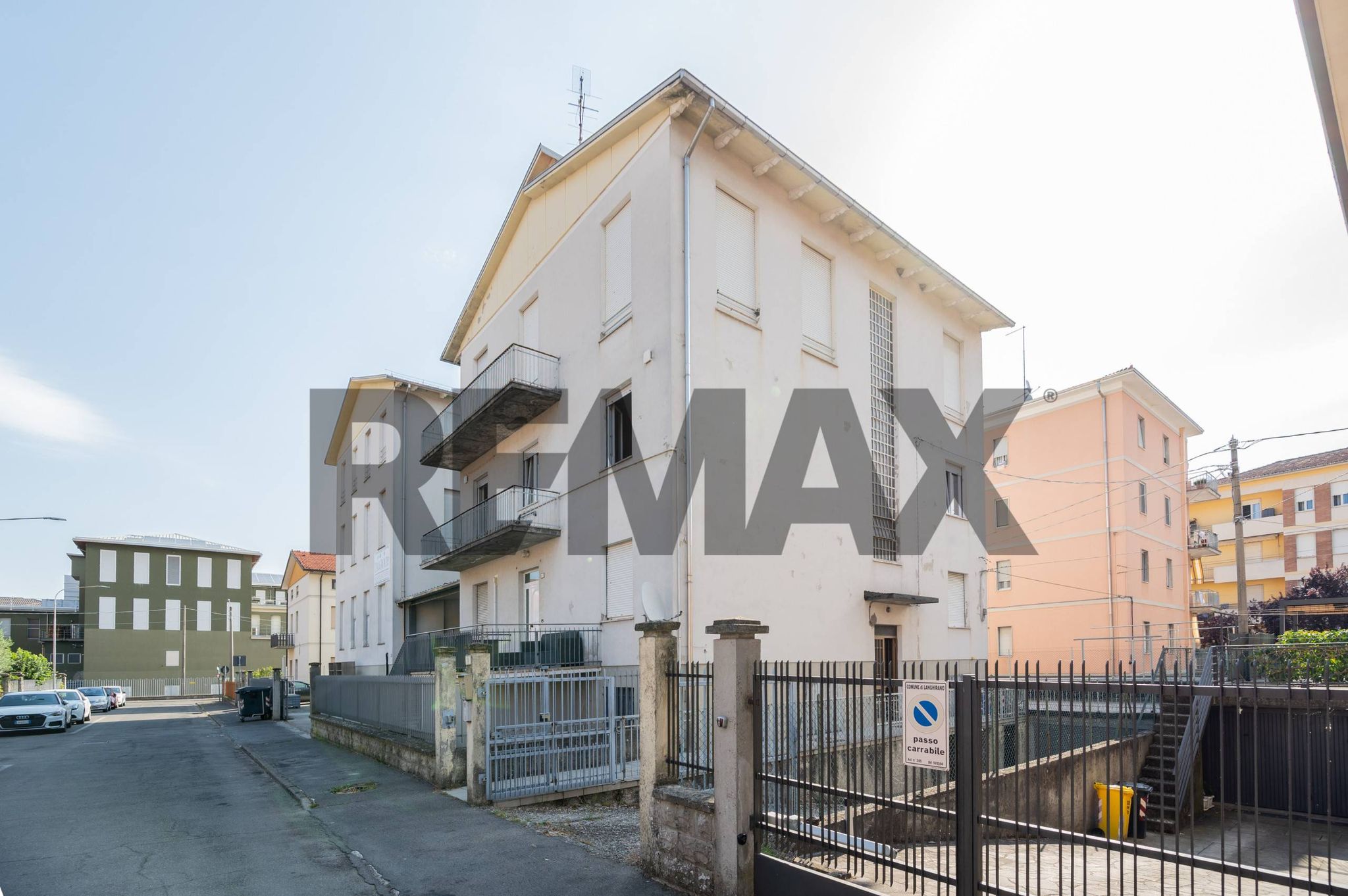 Edificio all'aperto