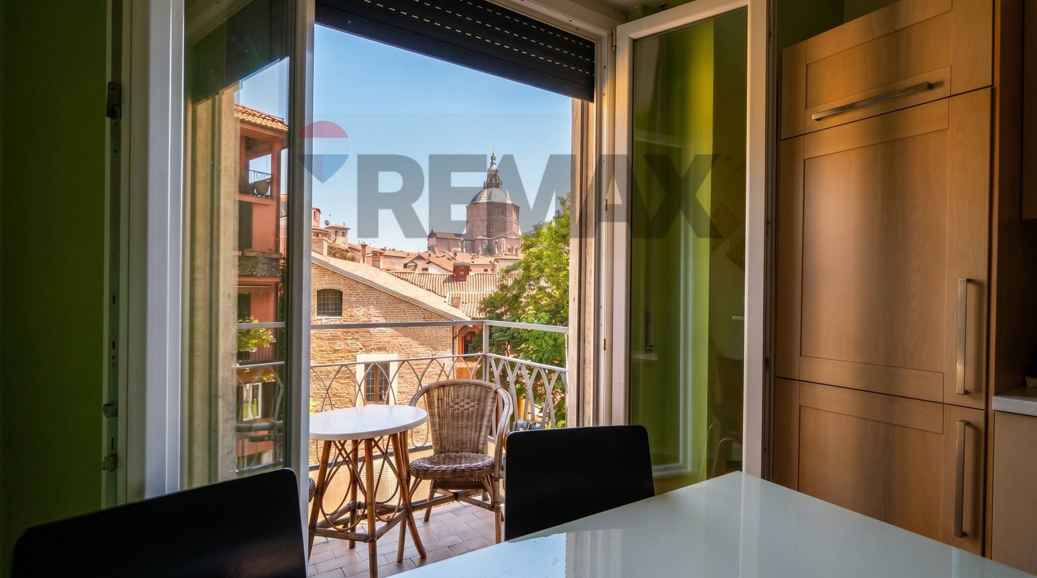 Immobile a Pavia