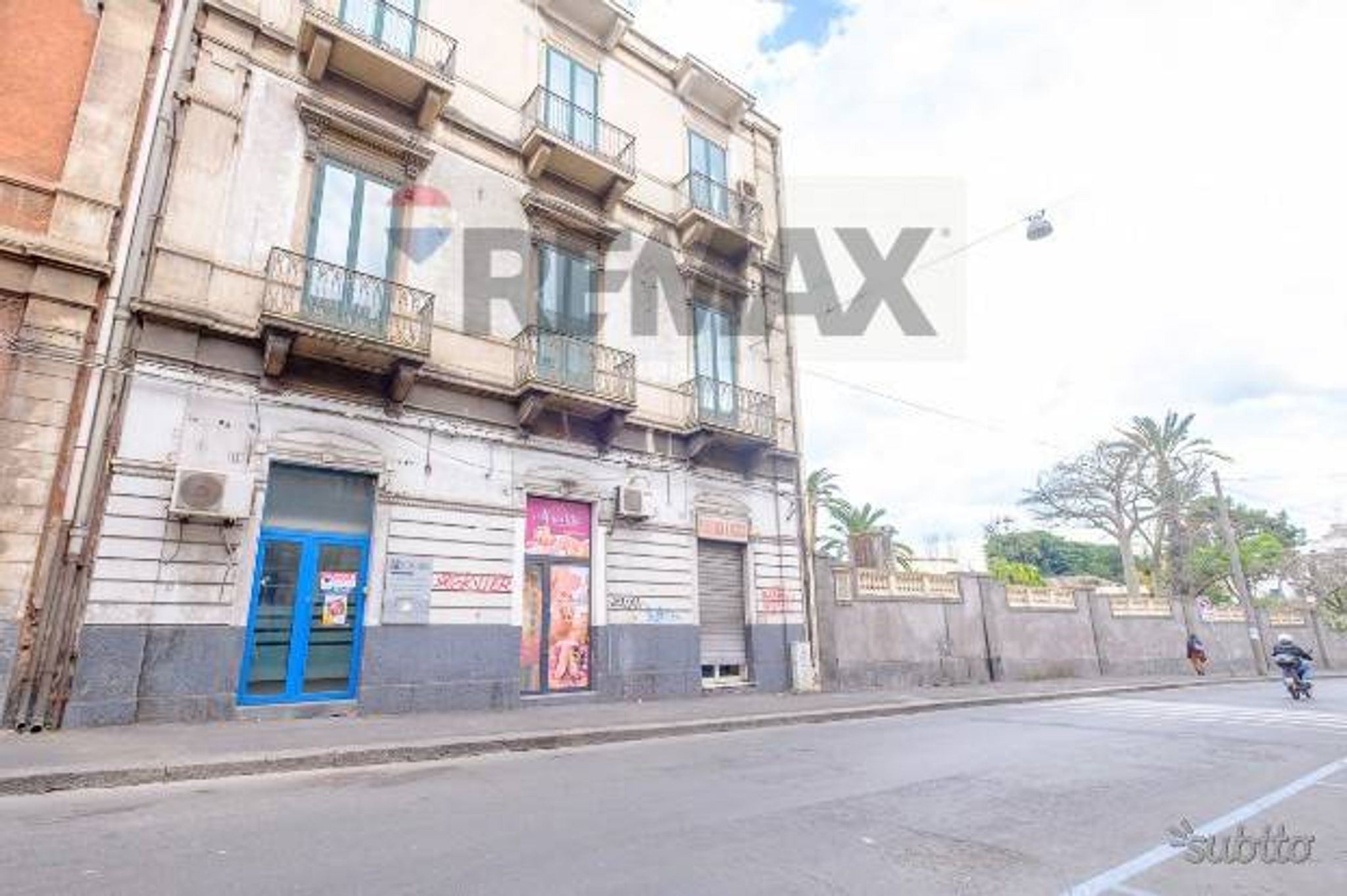 Edificio all'aperto