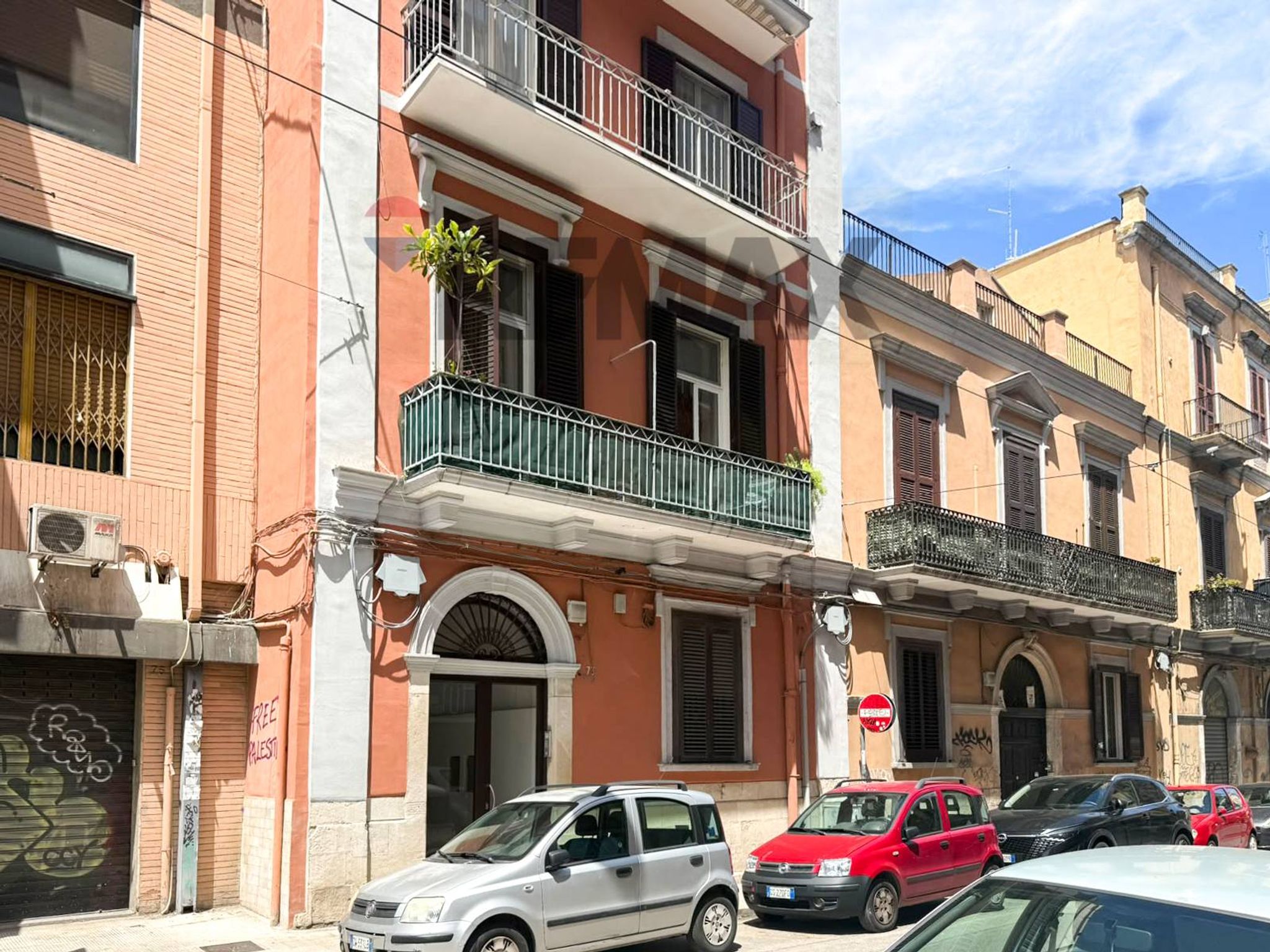 Edificio all'aperto