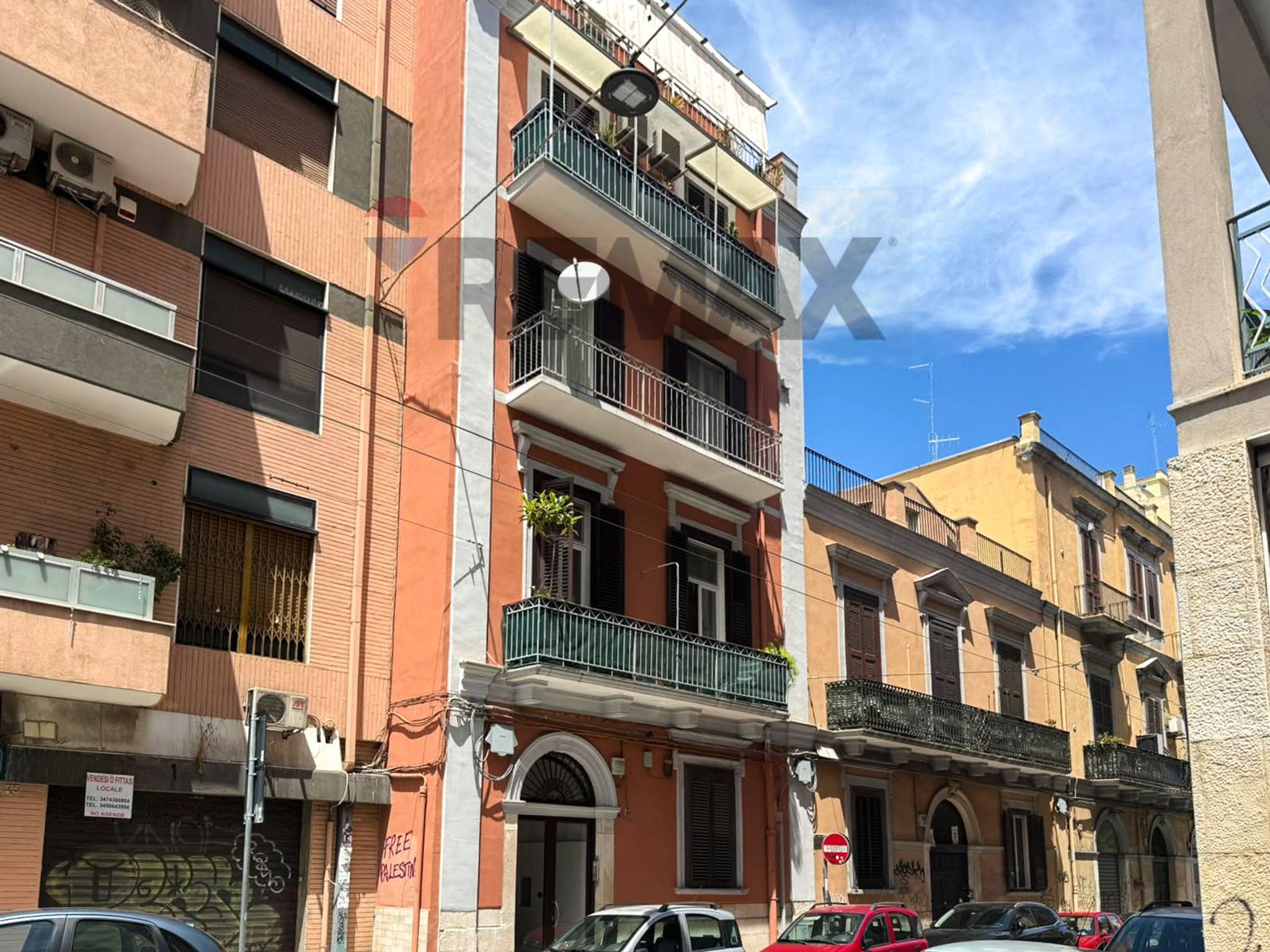 Edificio all'aperto