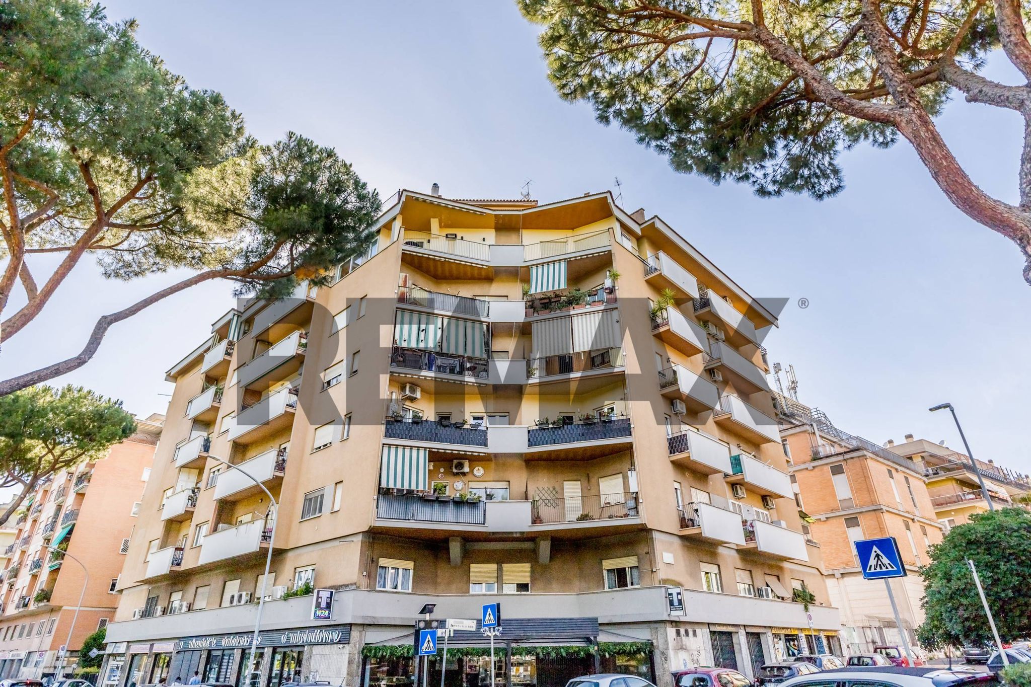 Property in Roma
