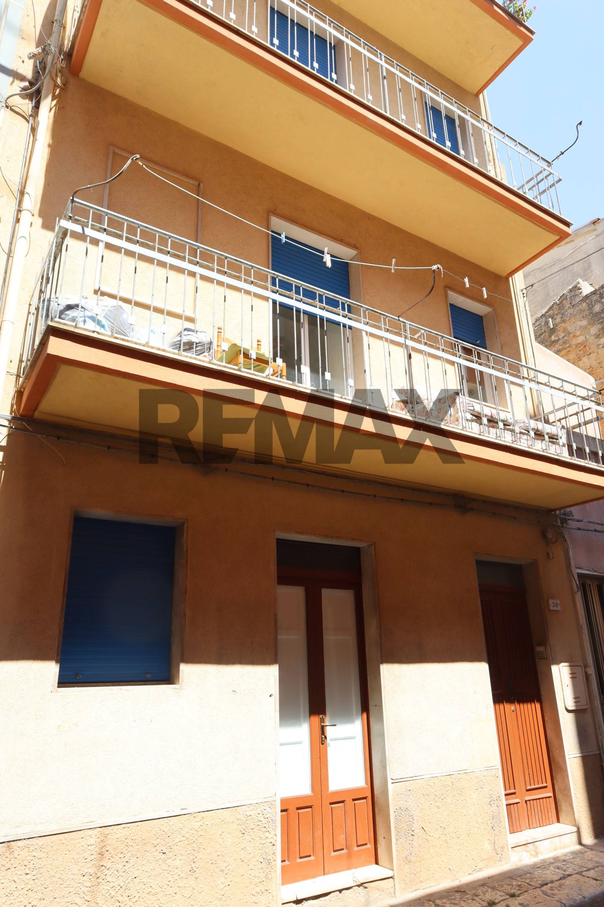 Edificio all'aperto