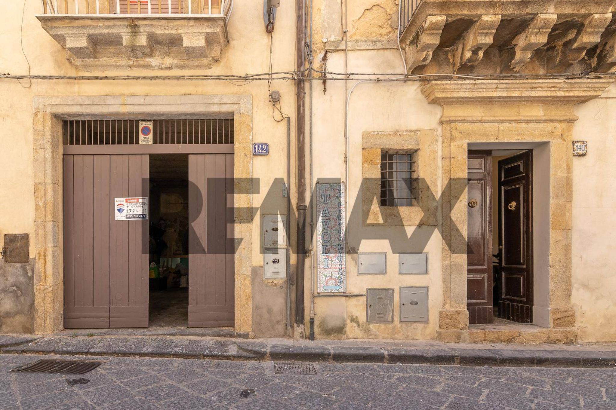 Edificio all'aperto