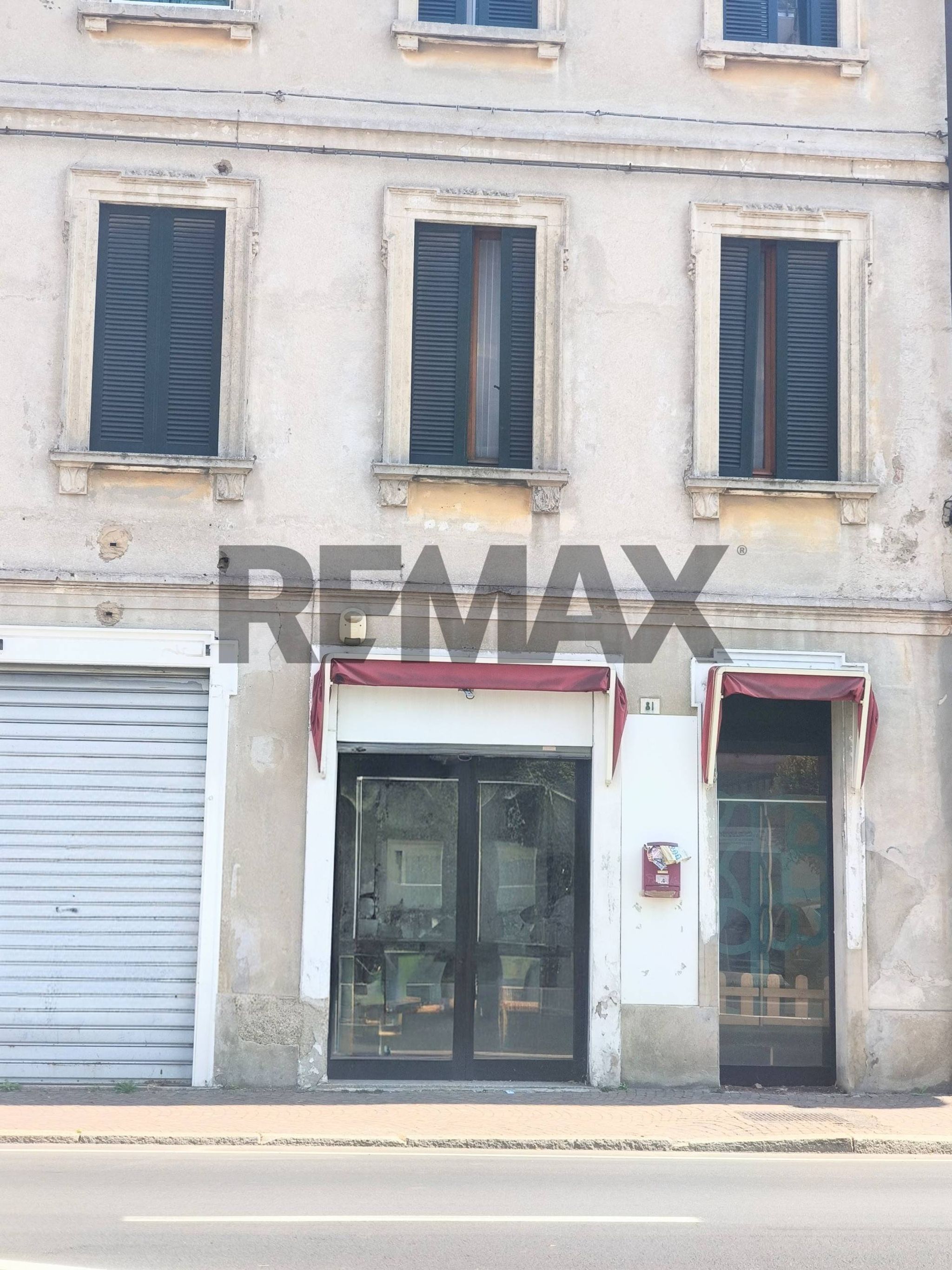 Edificio all'aperto