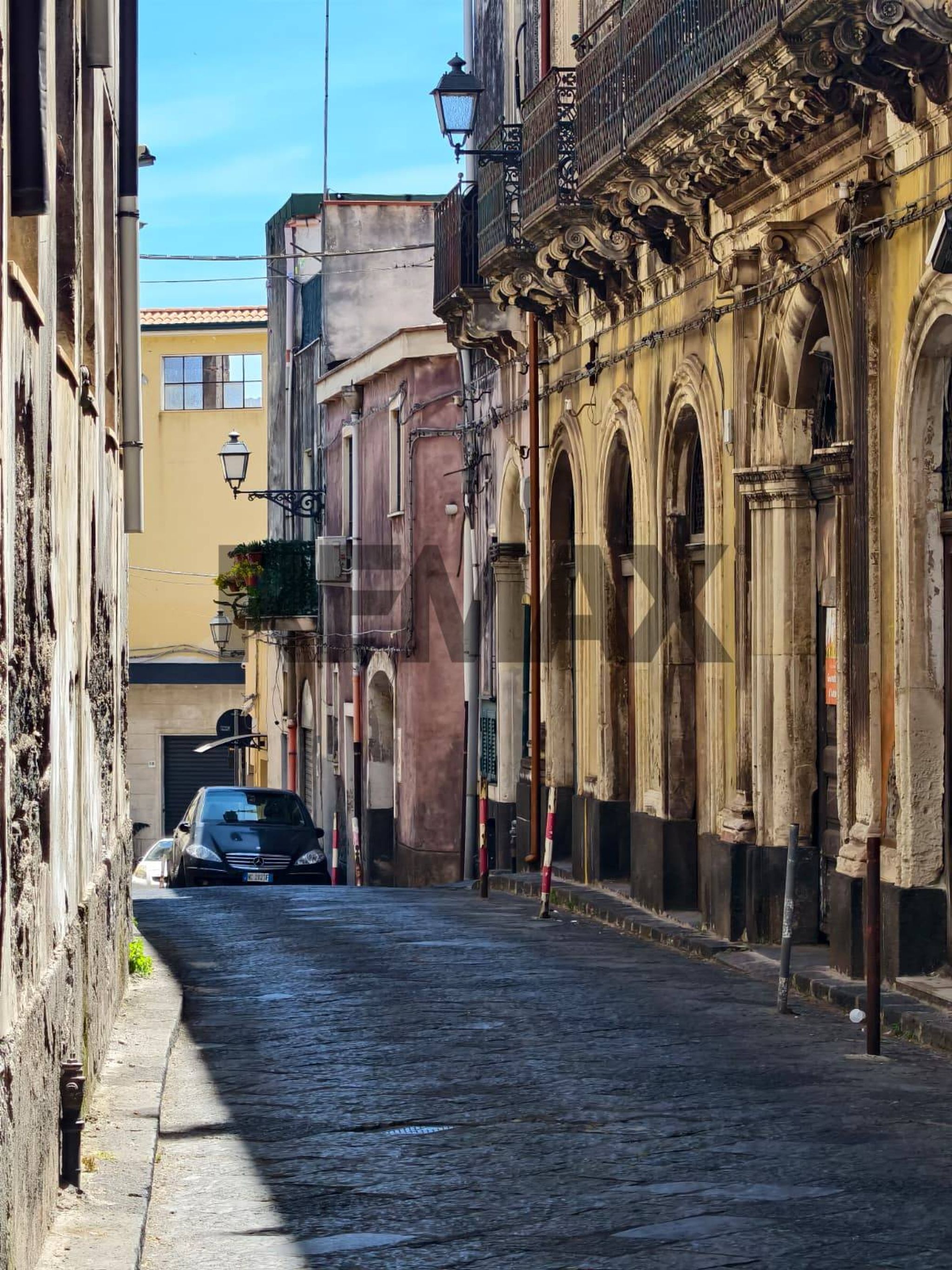 Edificio all'aperto