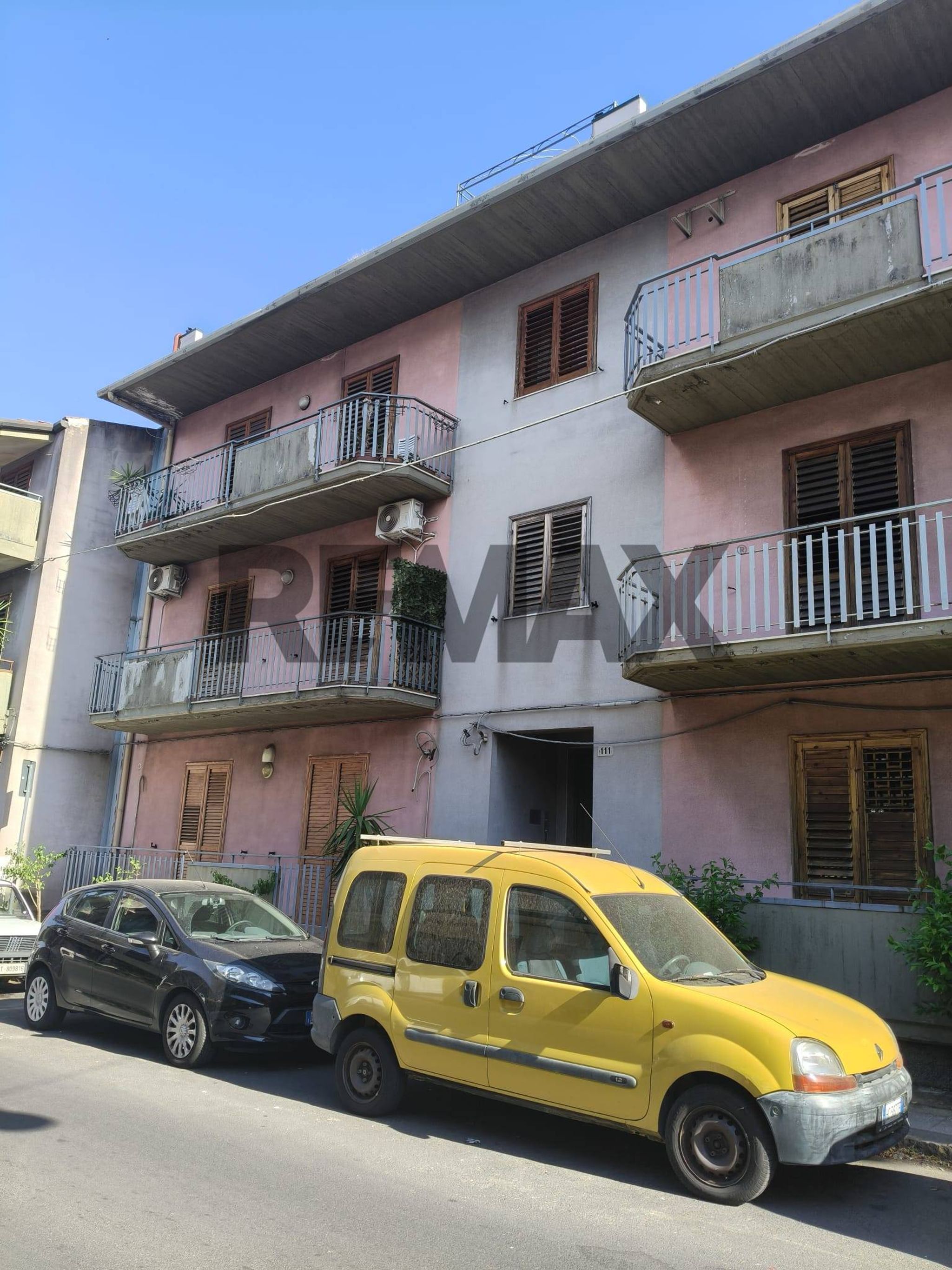Edificio all'aperto