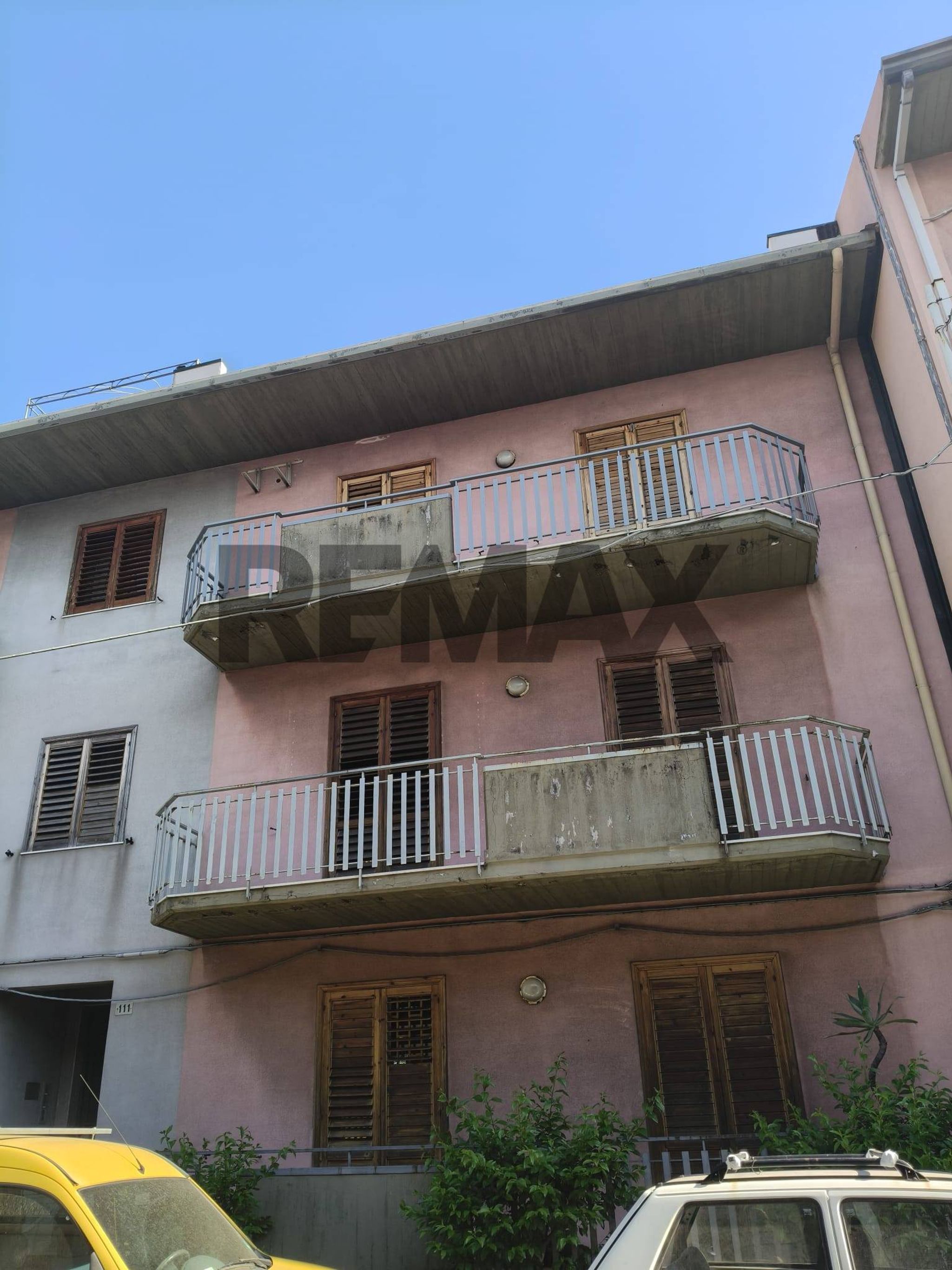 Edificio all'aperto