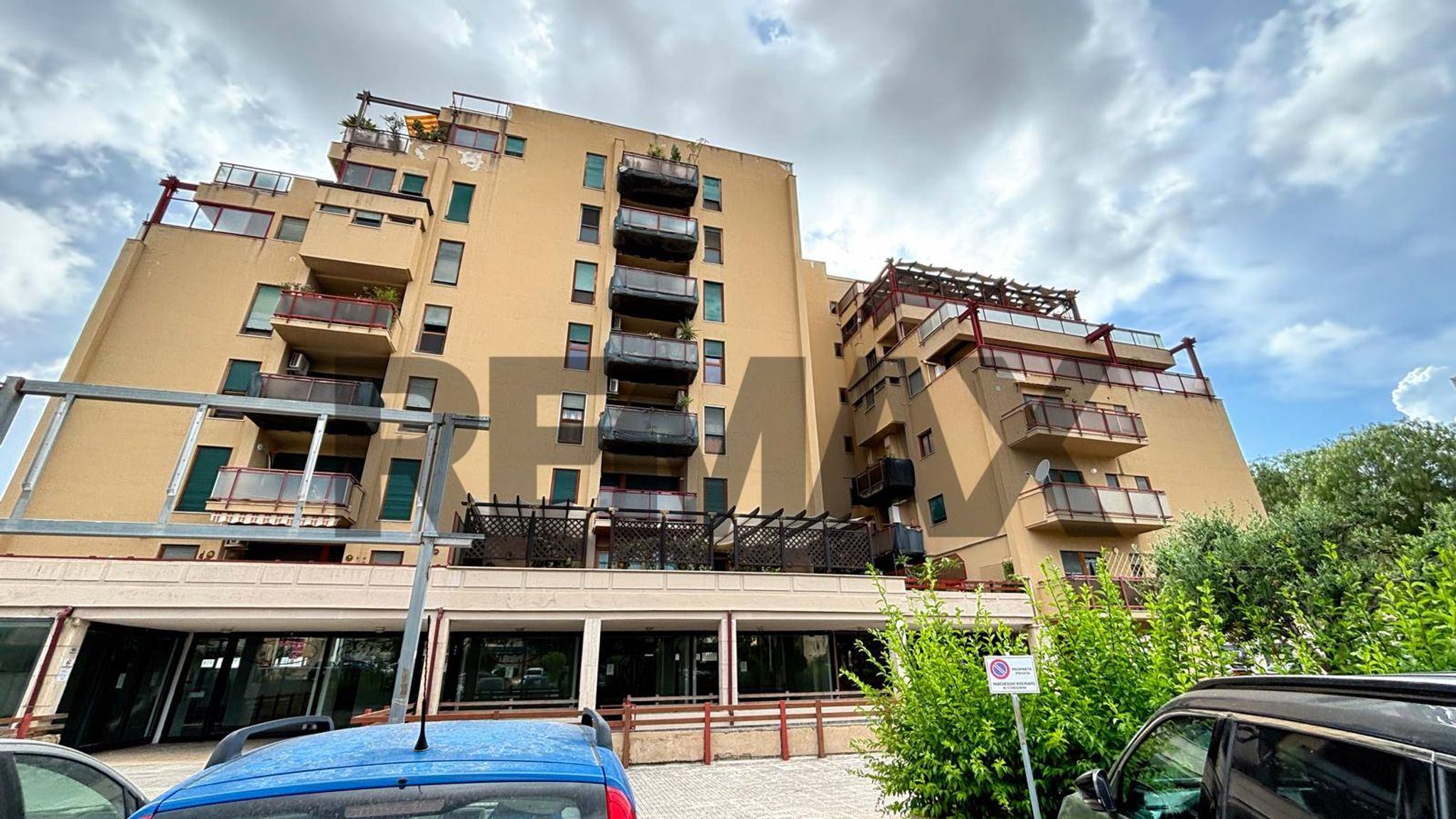 Edificio all'aperto