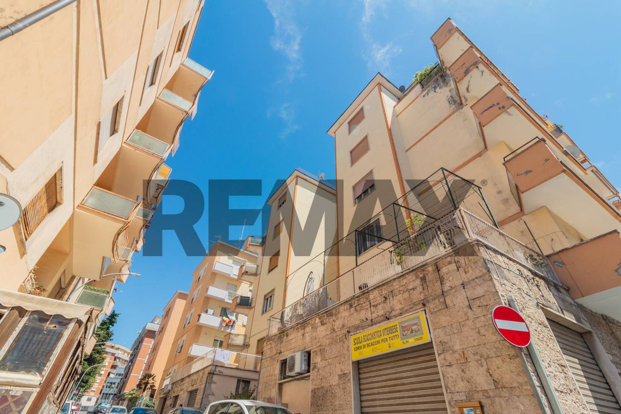 Edificio all'aperto