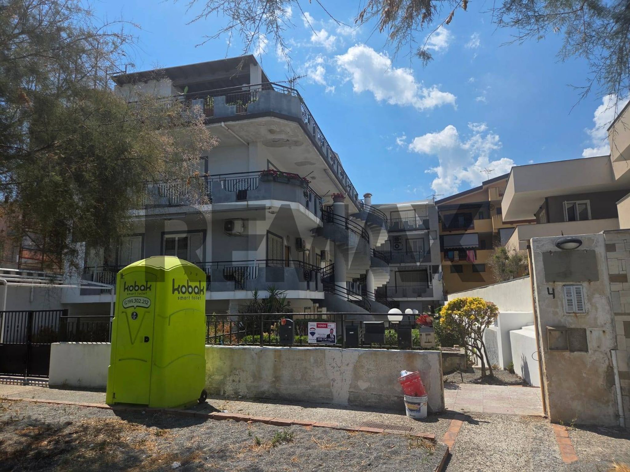 Edificio all'aperto