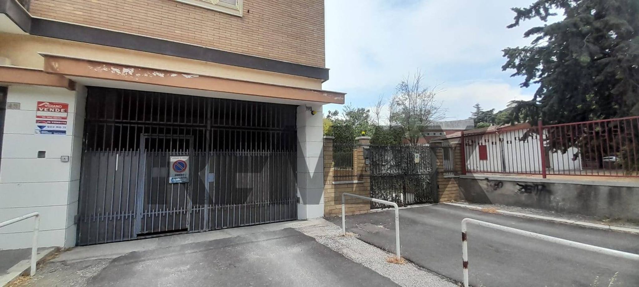 Edificio all'aperto