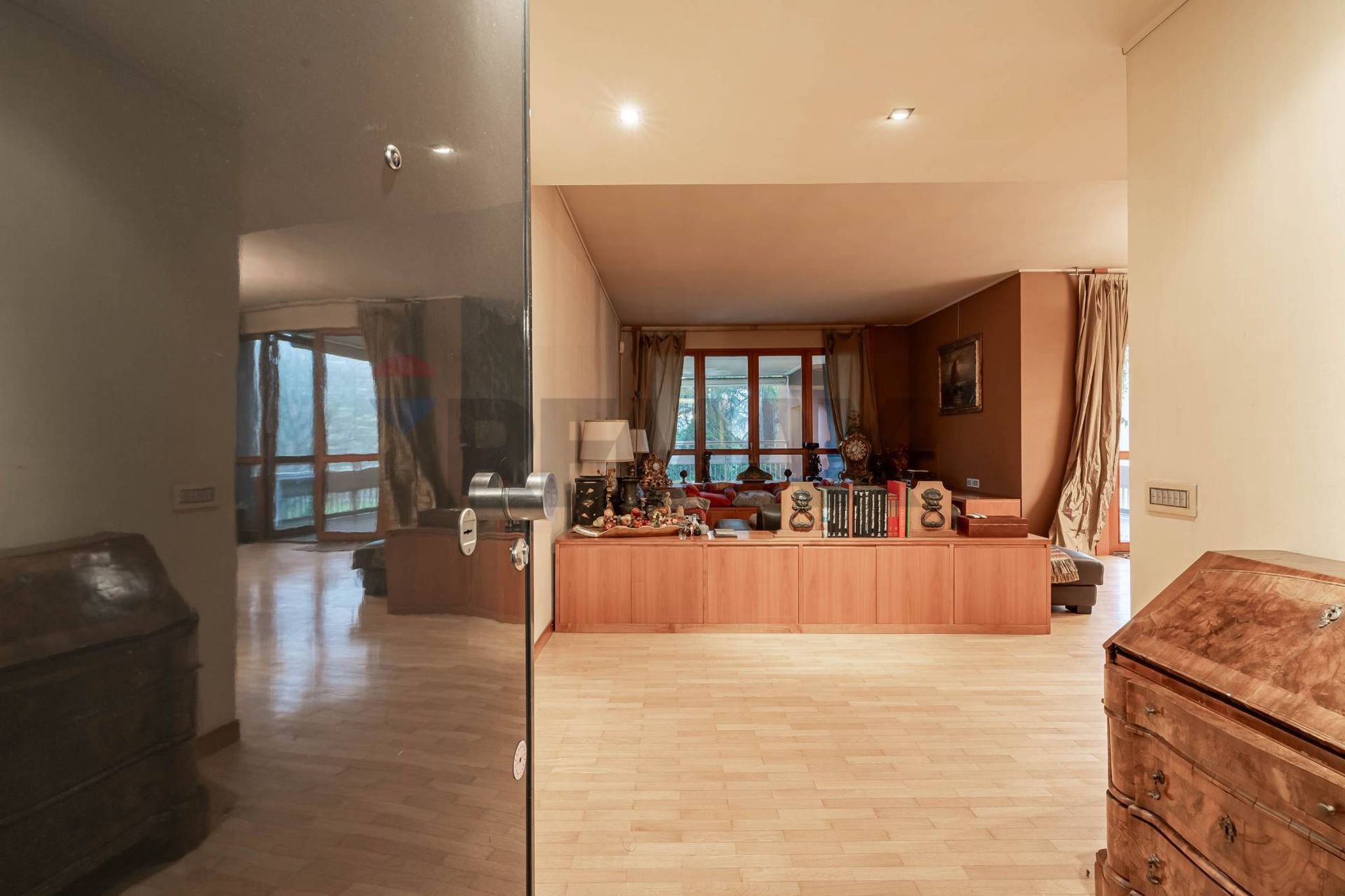 Ingresso casa / Main entrance apartment