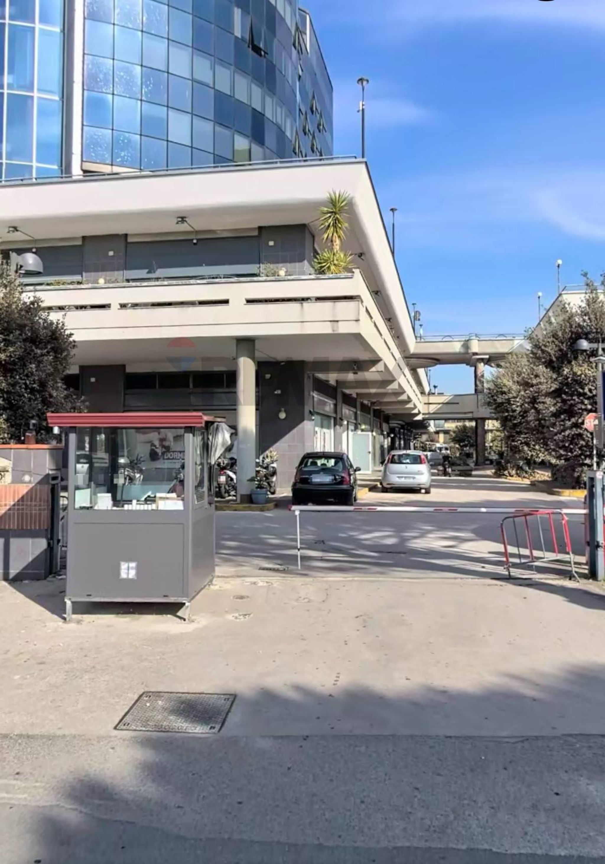 Edificio all'aperto
