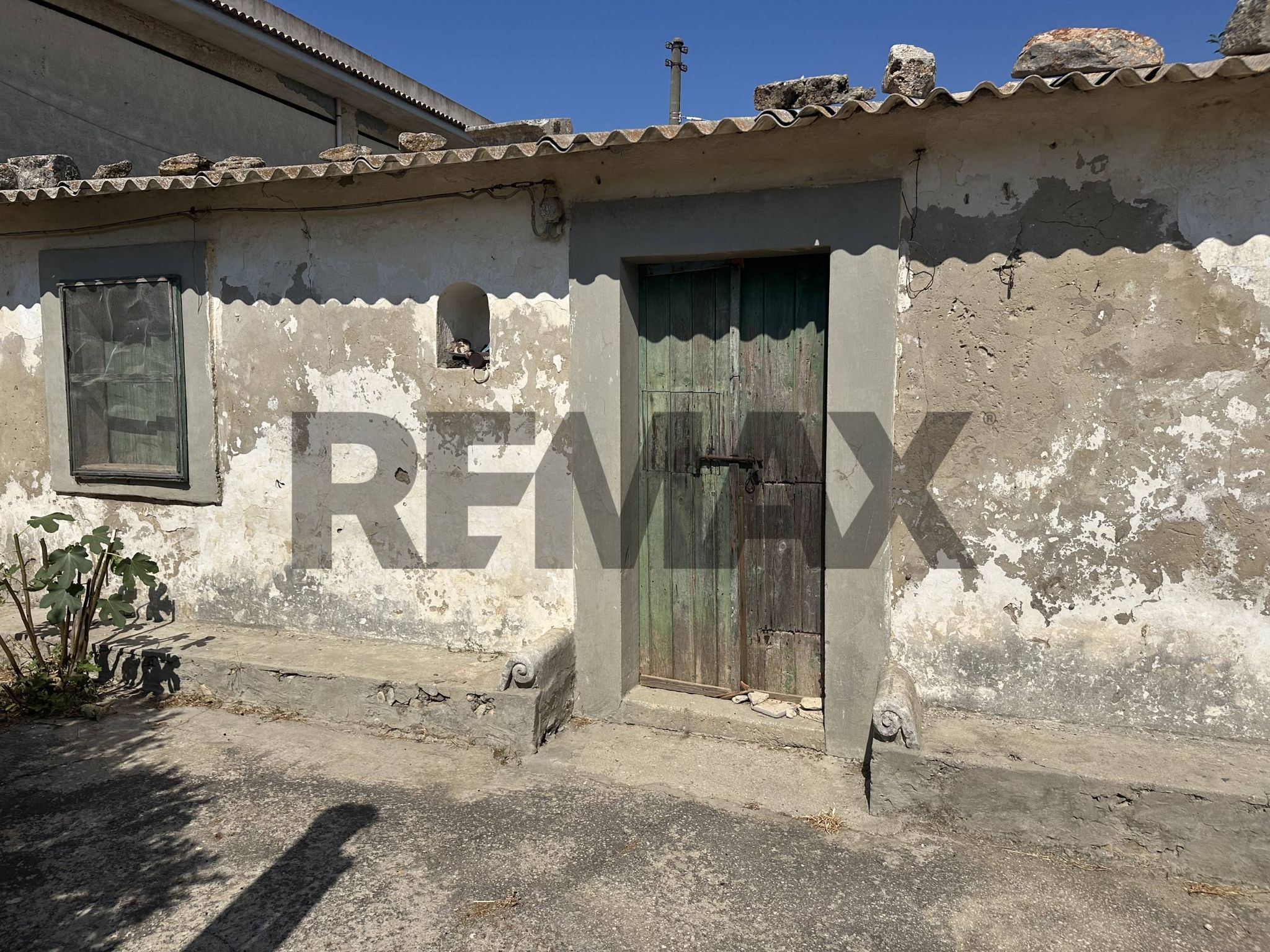 Property in Avola