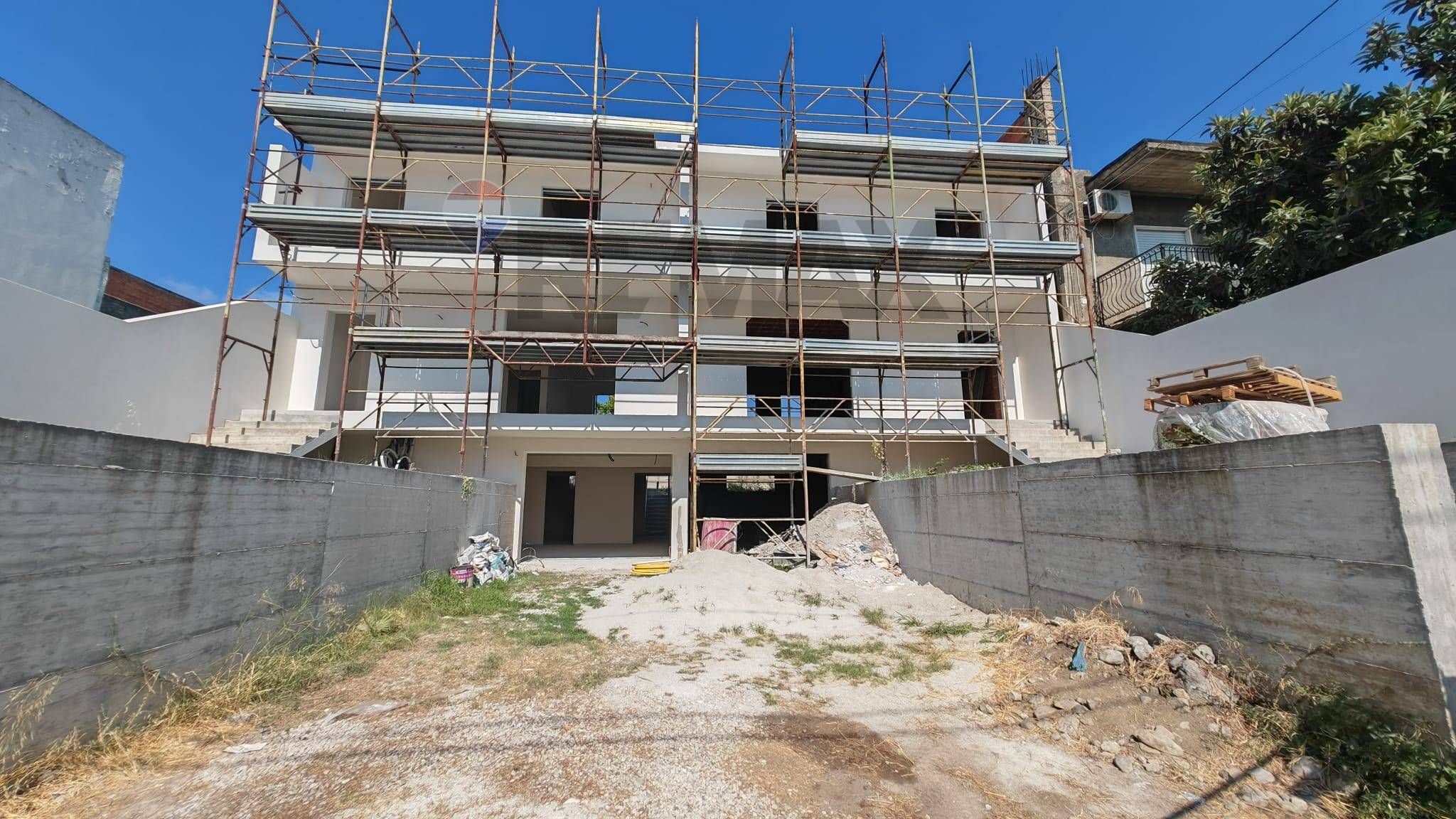 Edificio all'aperto