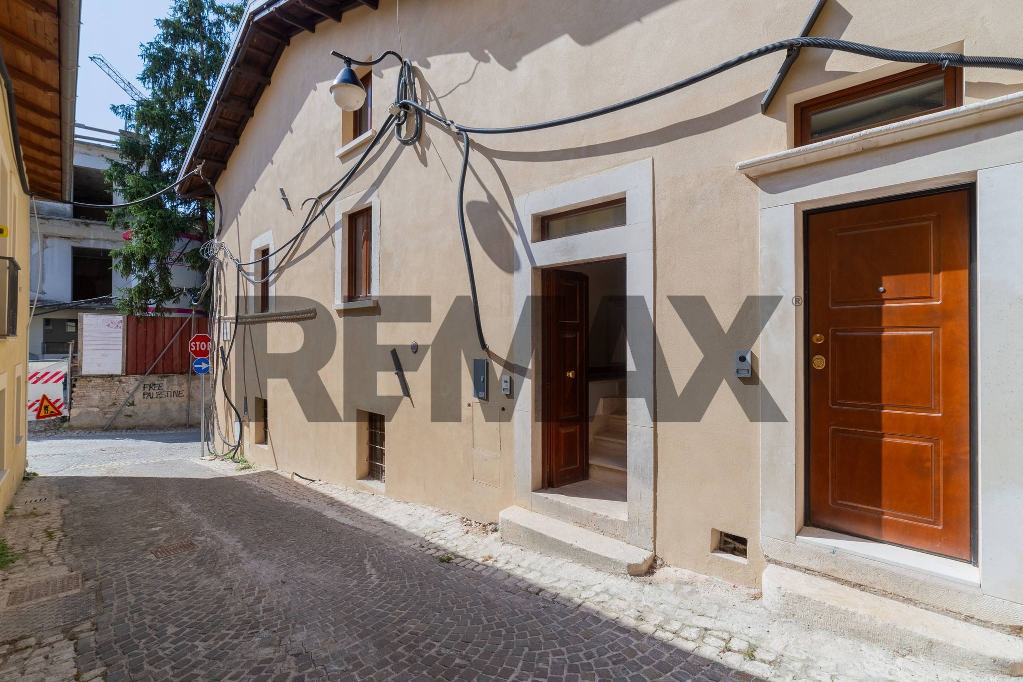 Edificio all'aperto