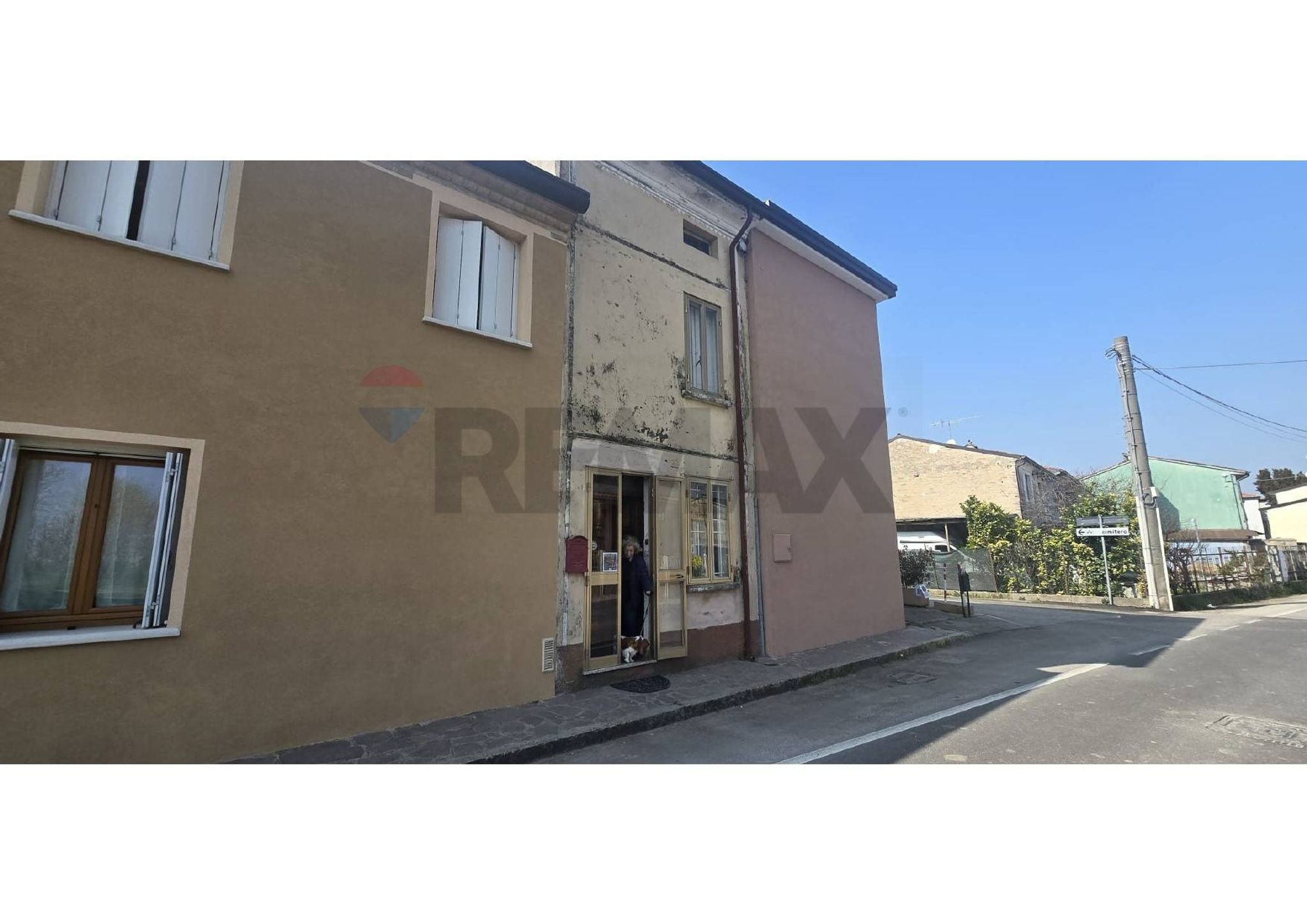 Edificio all'aperto