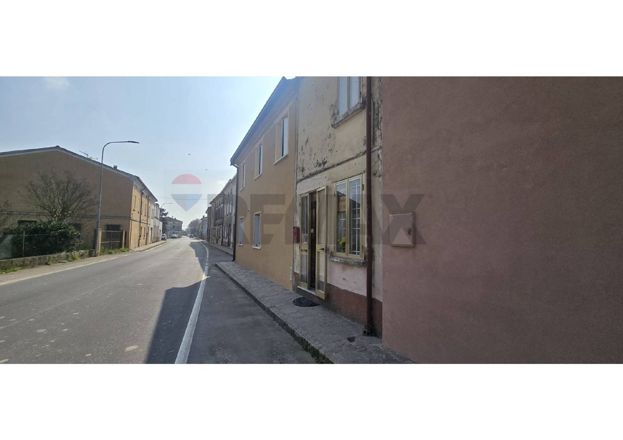 Edificio all'aperto