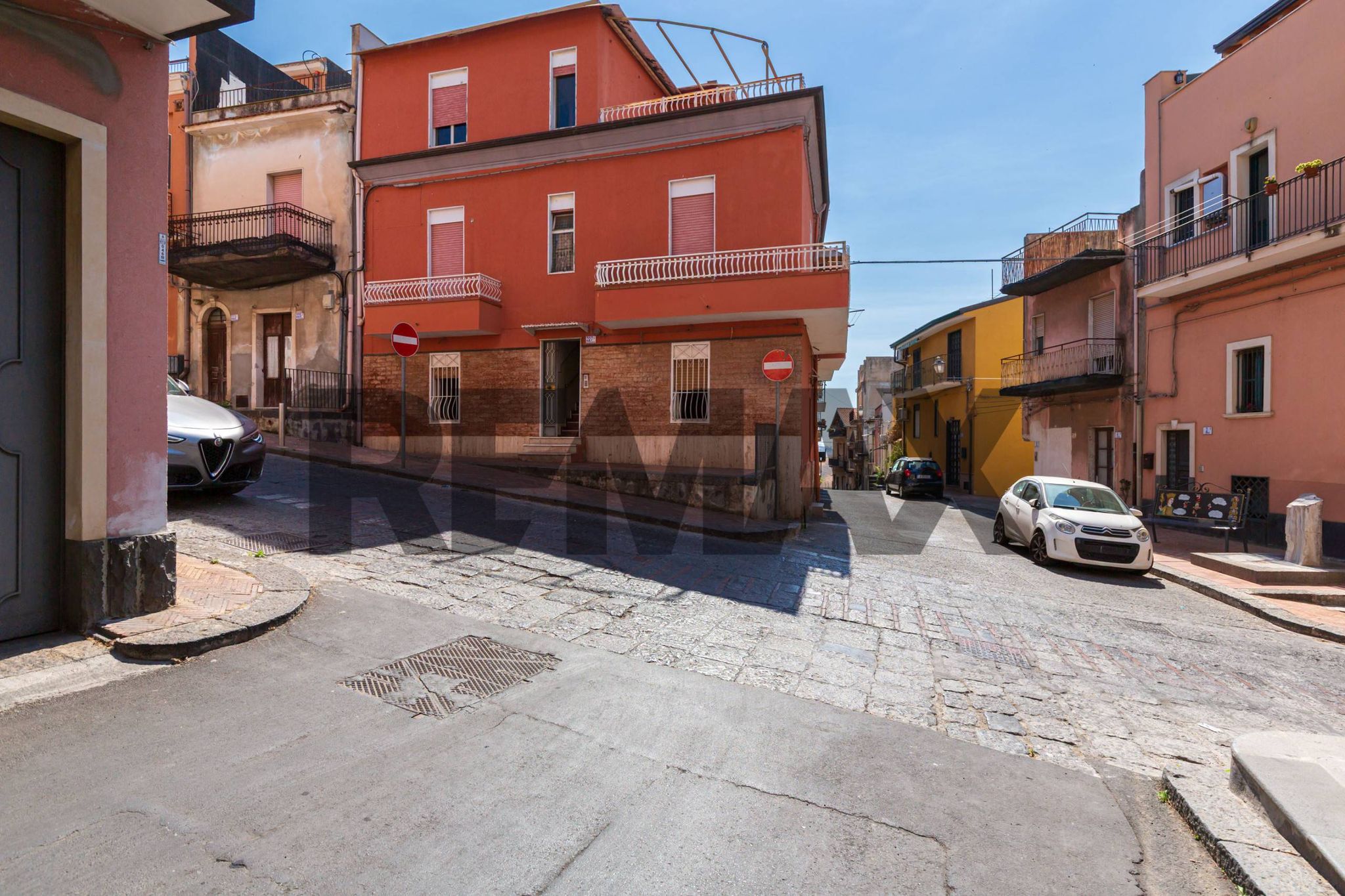 Edificio all'aperto