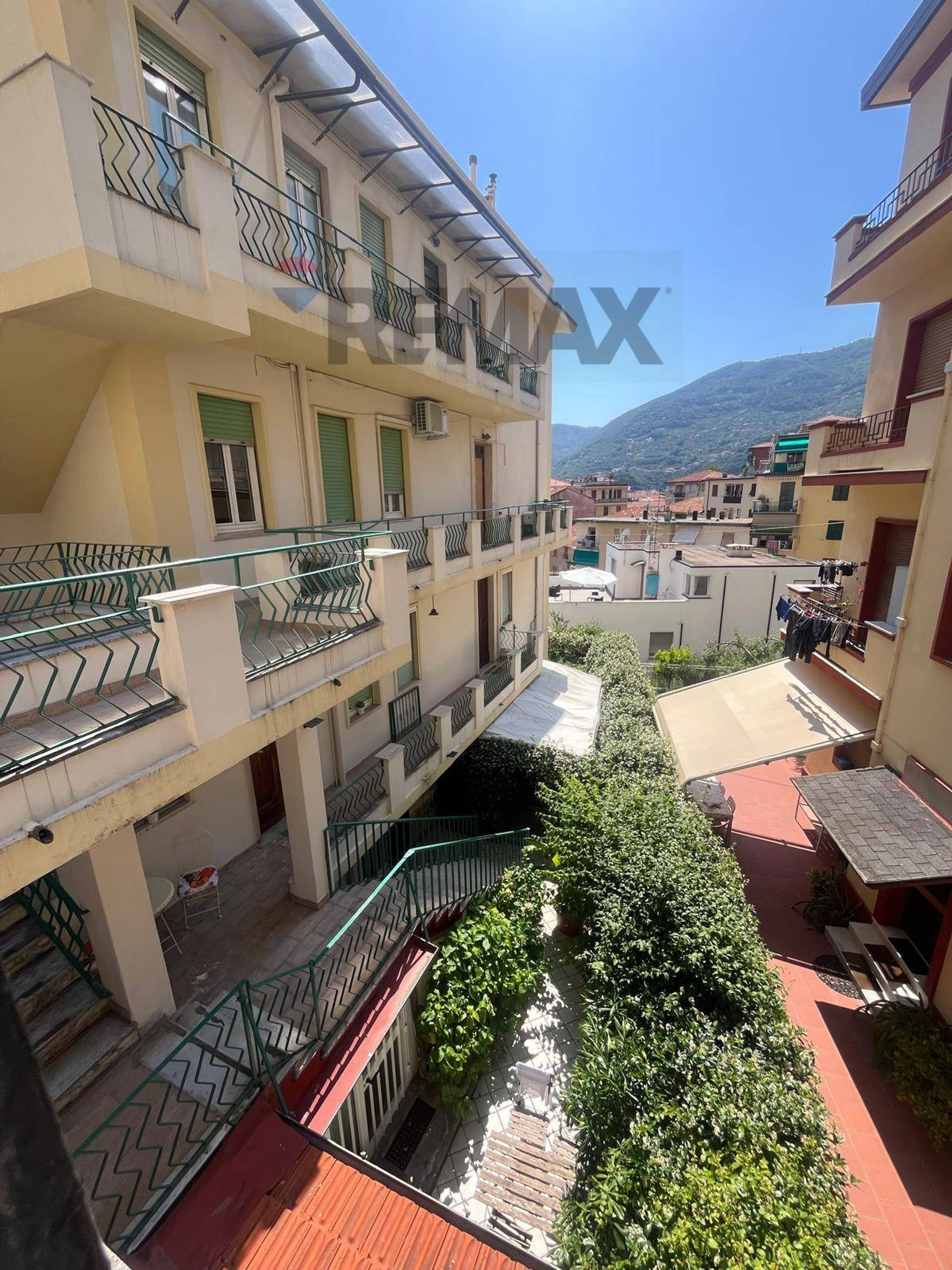 Edificio all'aperto