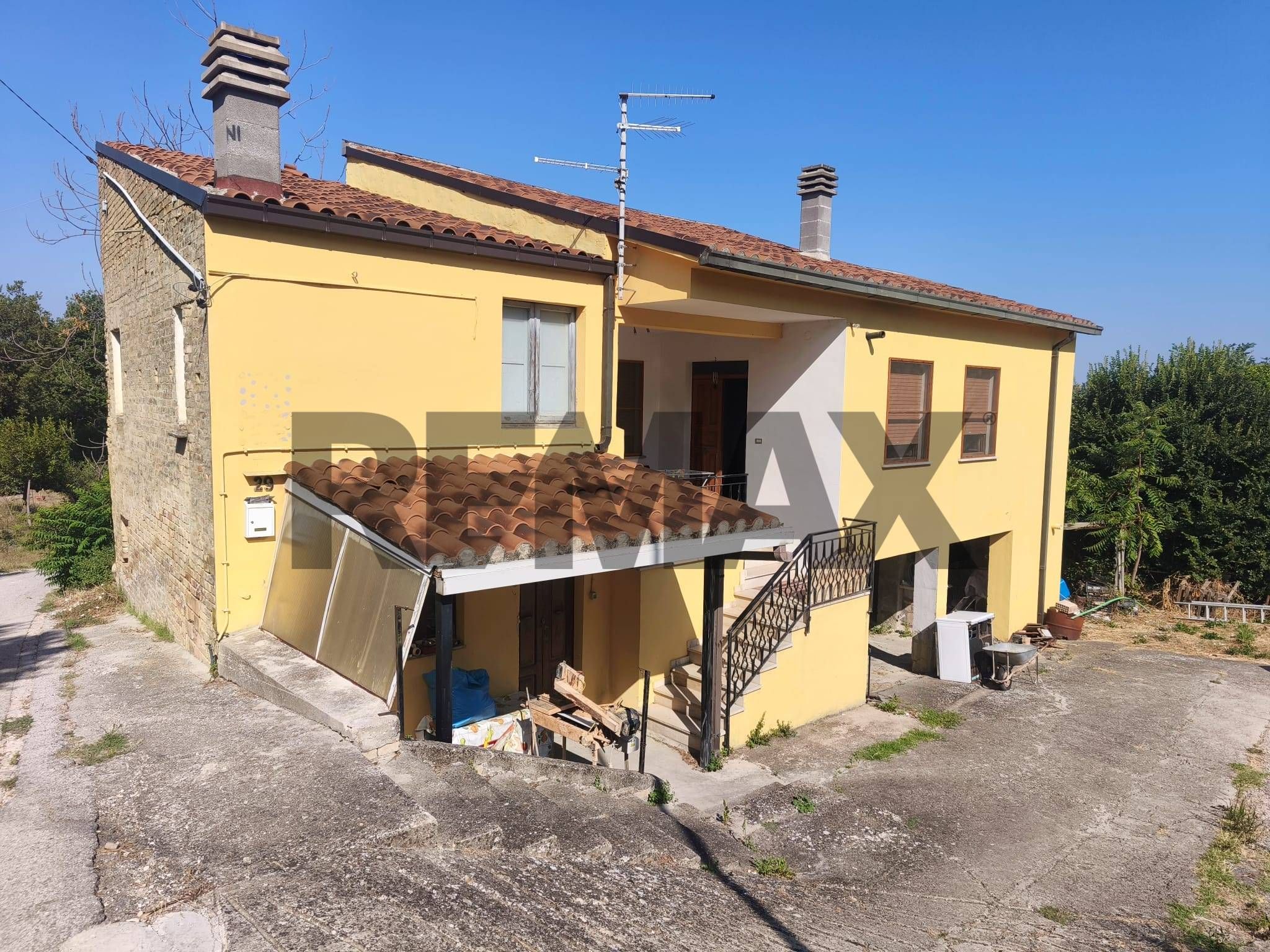 Property in Bucchianico