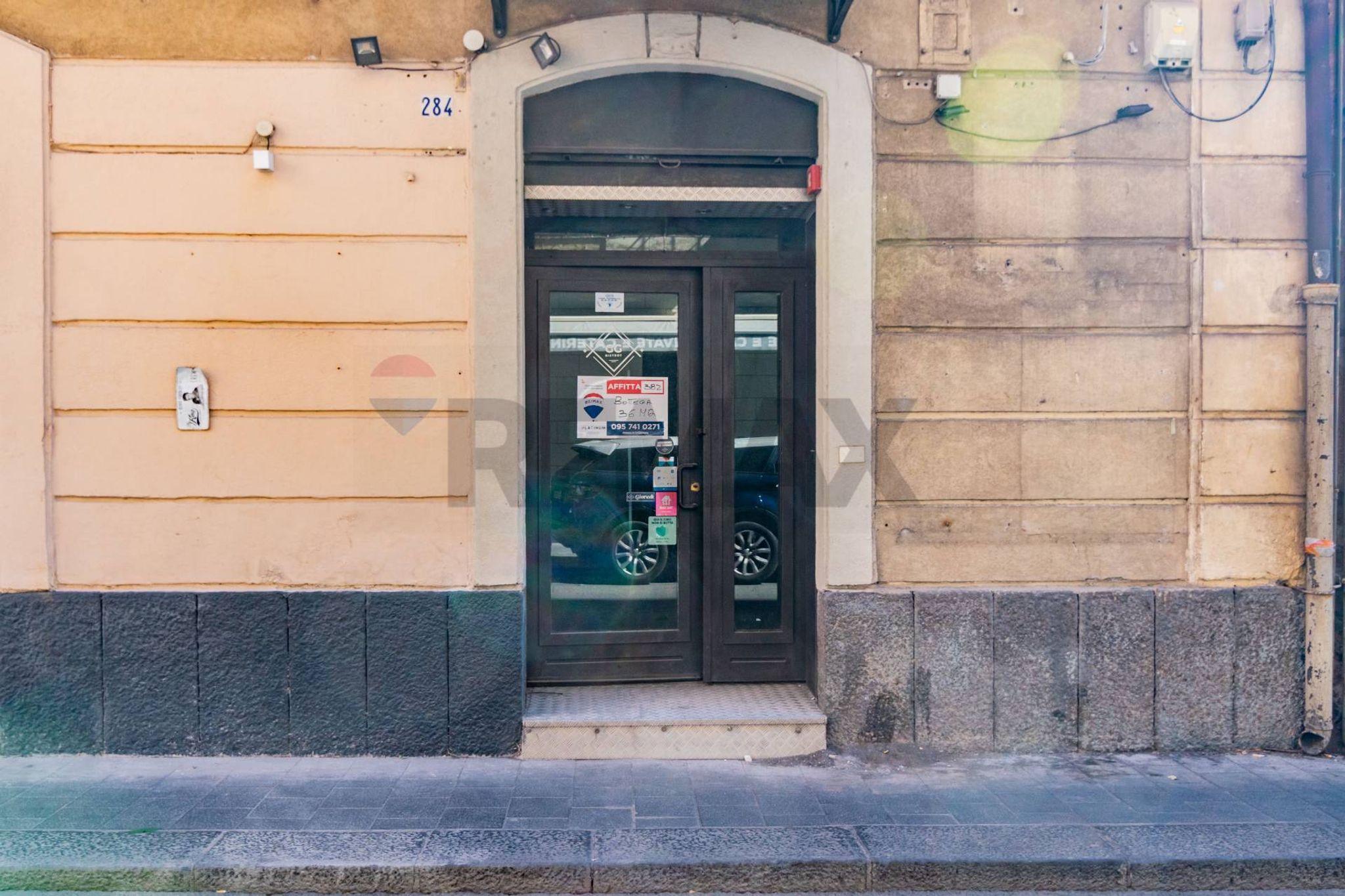 Edificio all'aperto