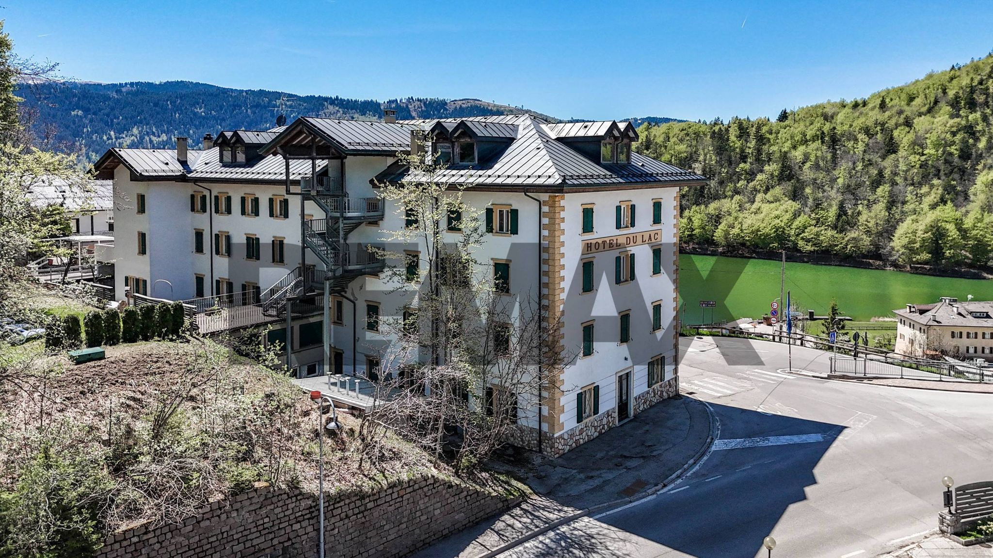 Edificio all'aperto