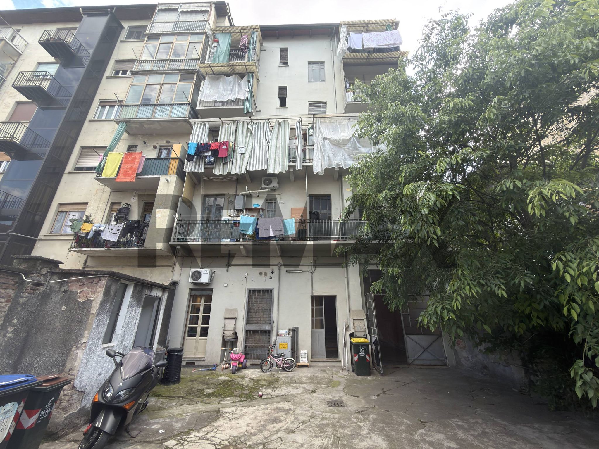 Edificio all'aperto