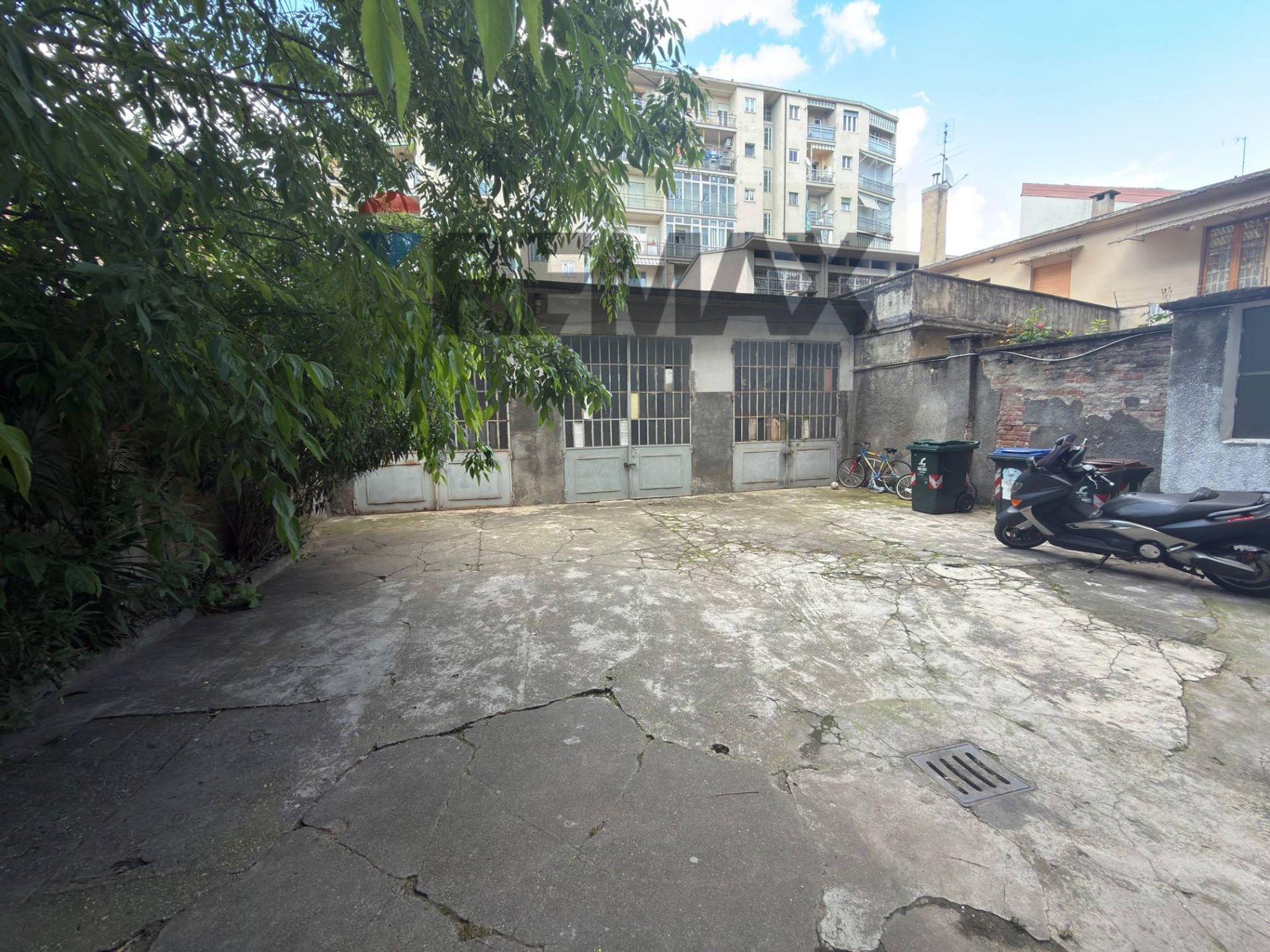 Edificio all'aperto