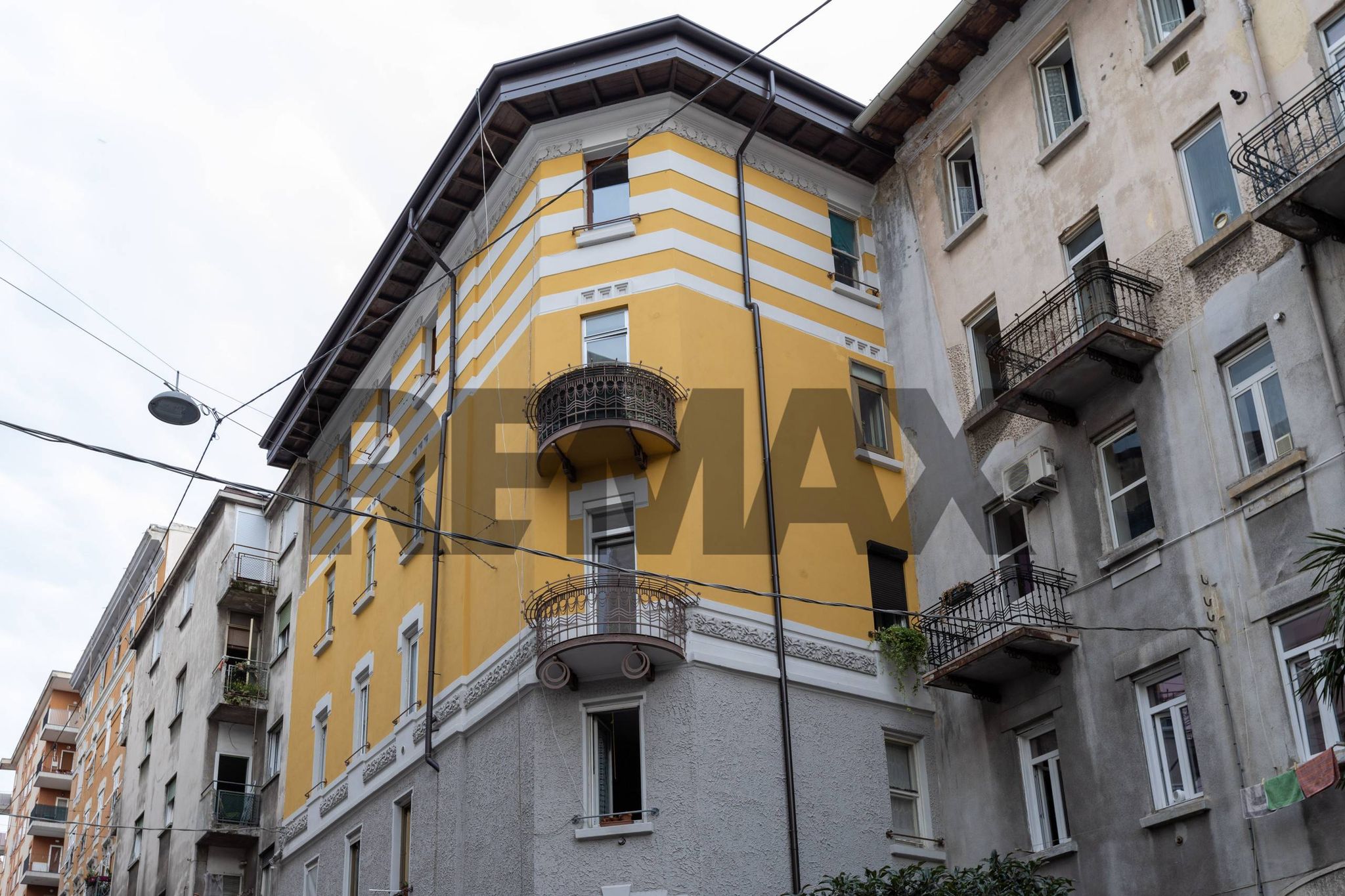 Edificio all'aperto