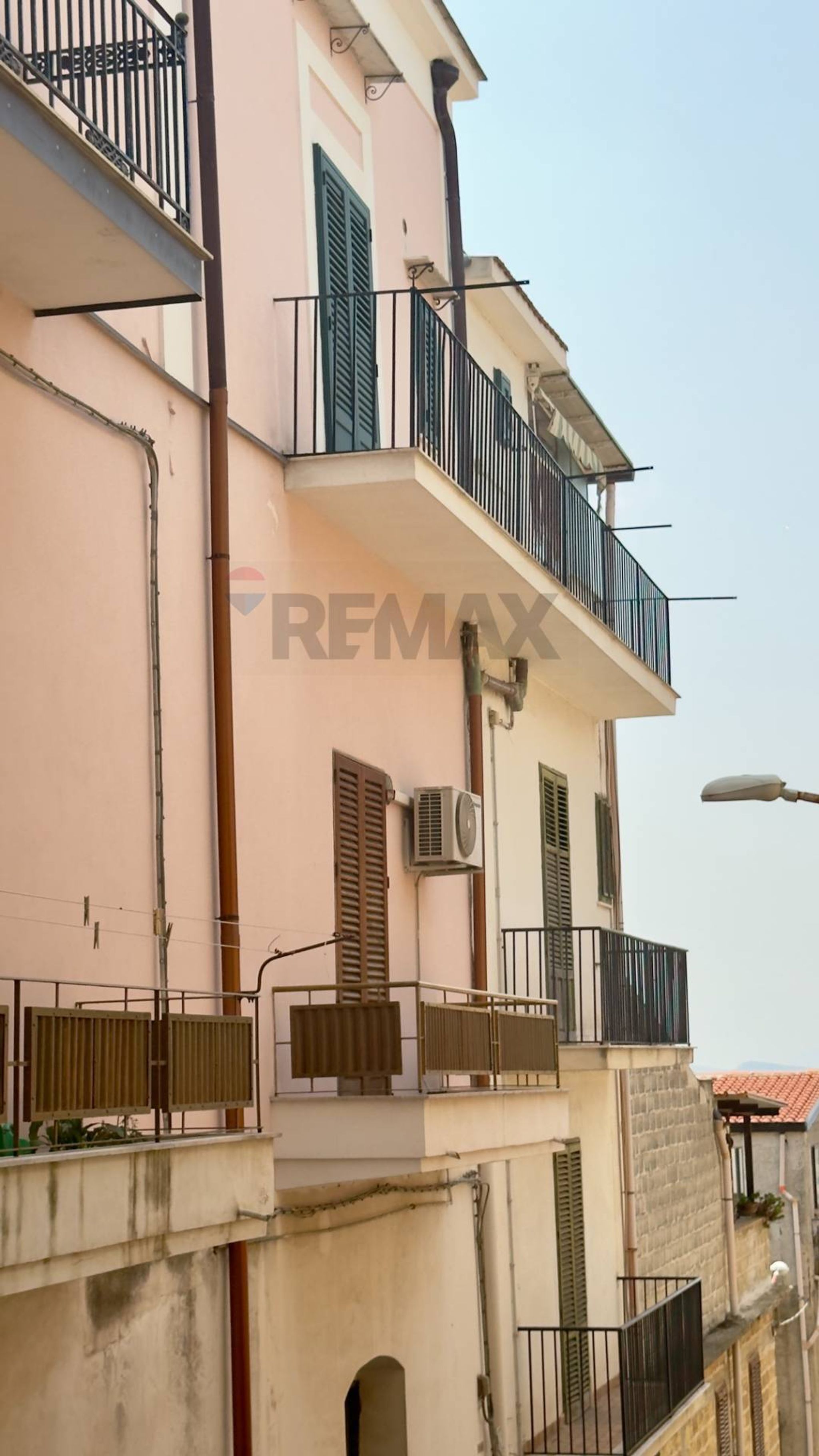 Edificio all'aperto