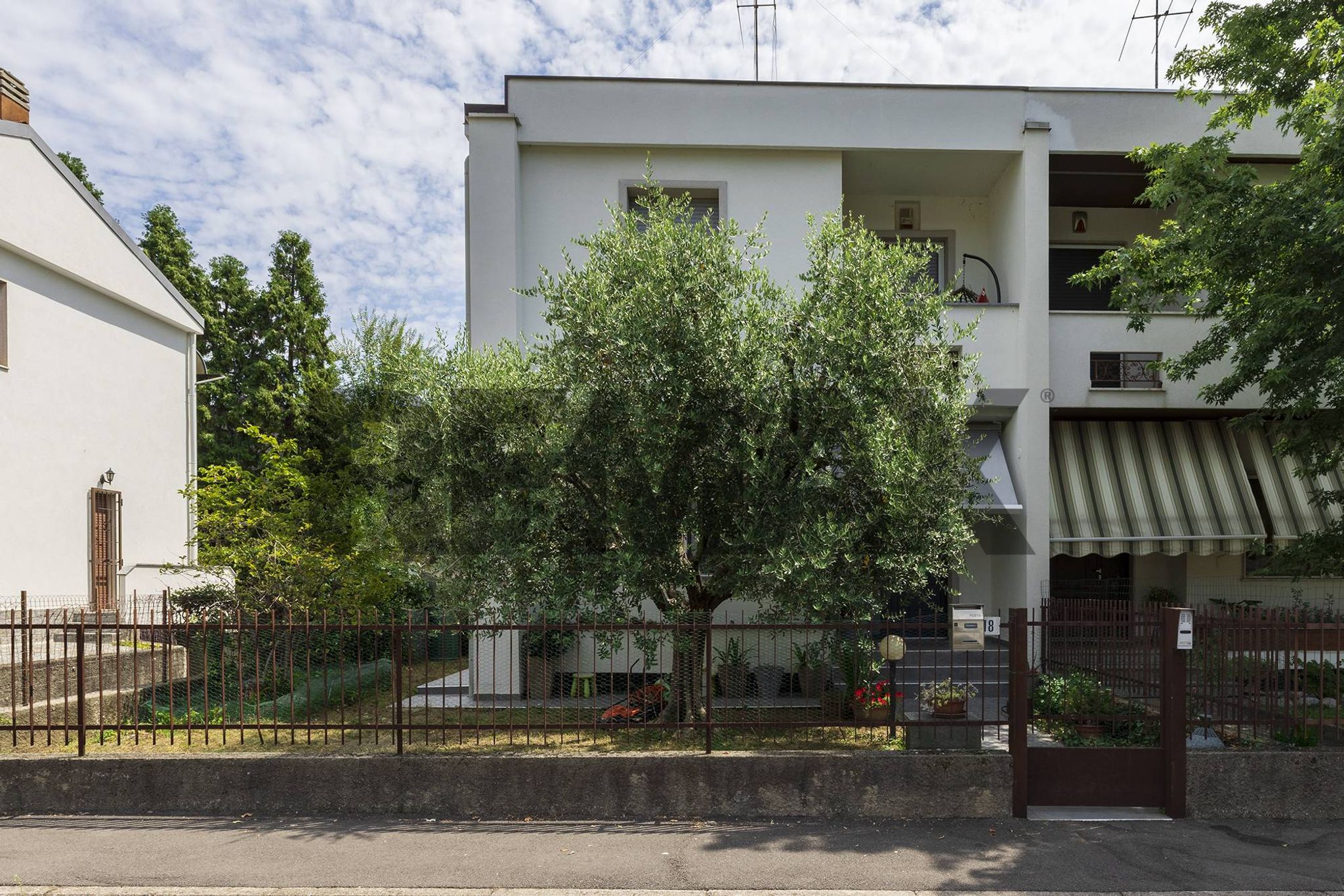 Edificio all'aperto