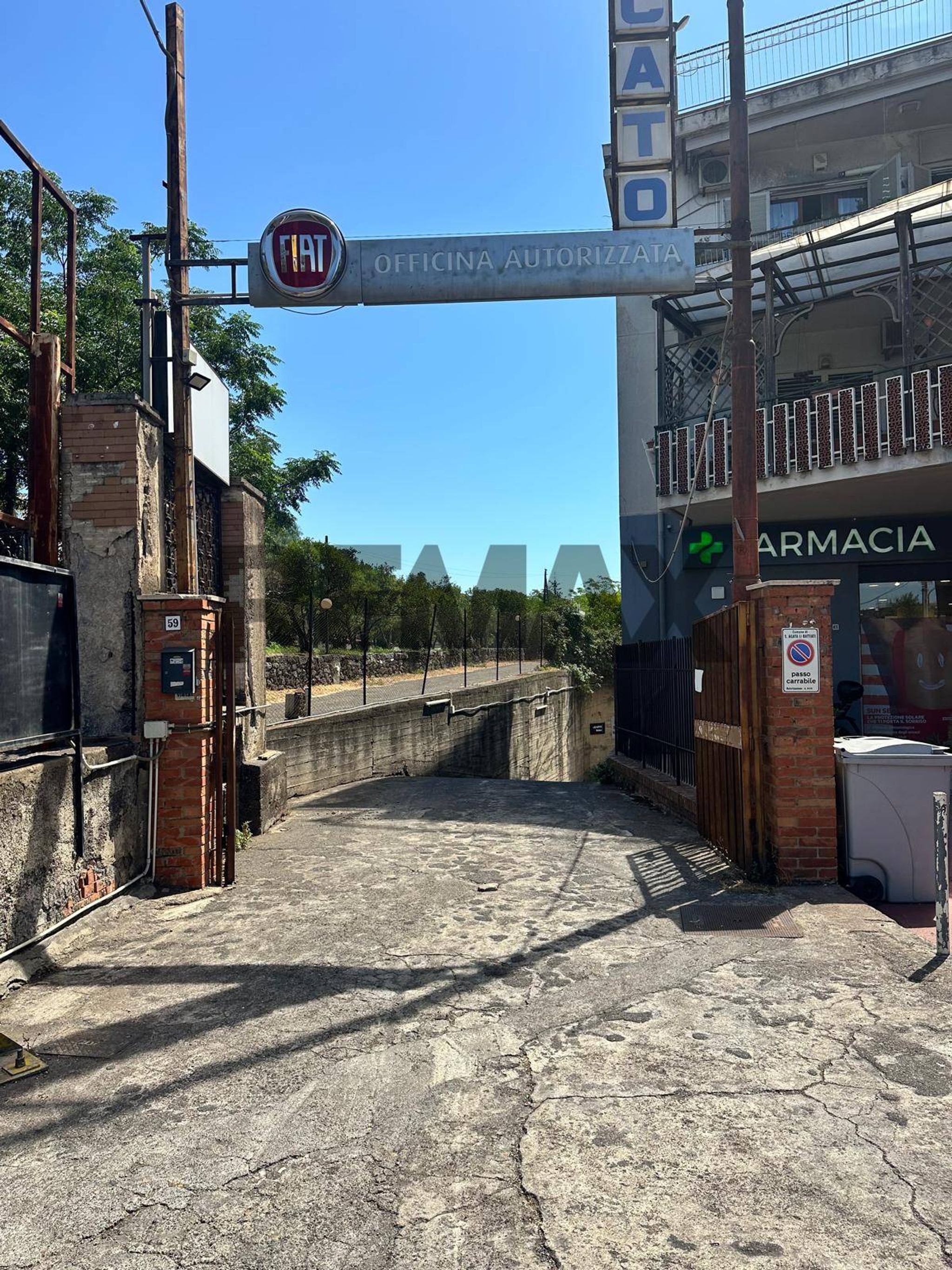 Edificio all'aperto