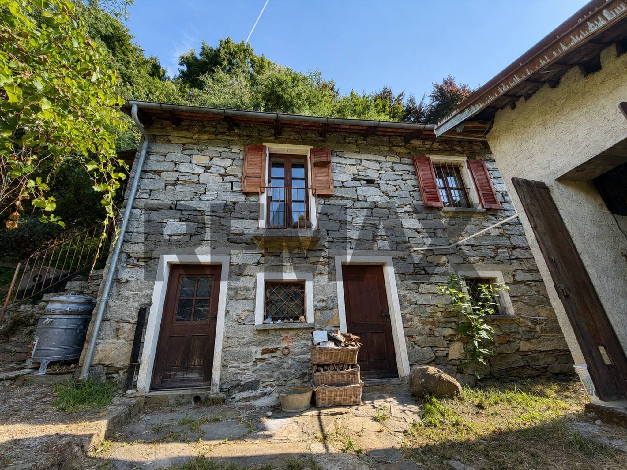 Immobile a Valle Cannobina