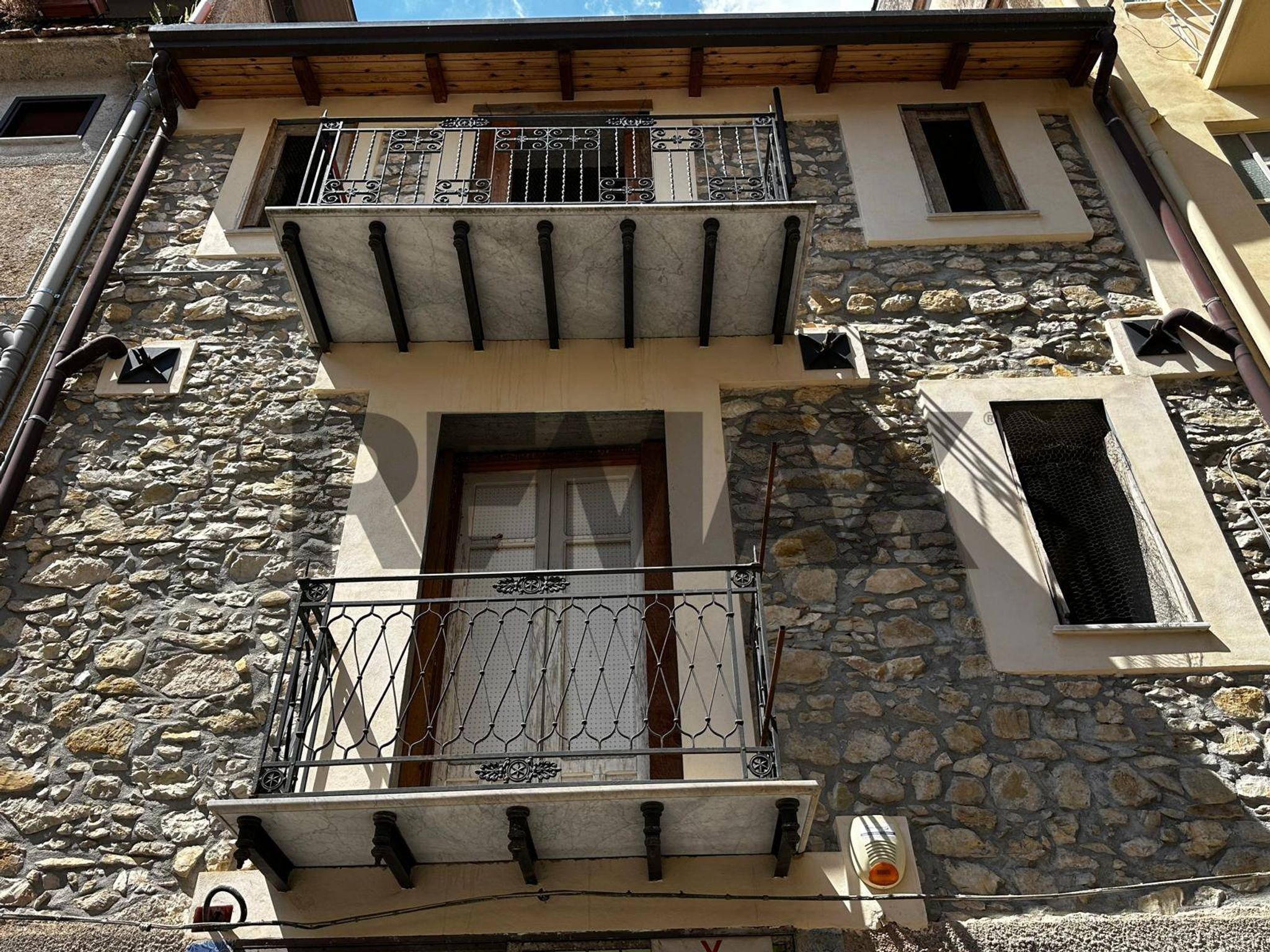 Edificio all'aperto