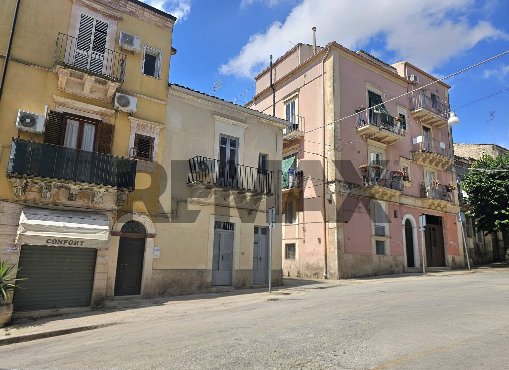 Edificio all'aperto
