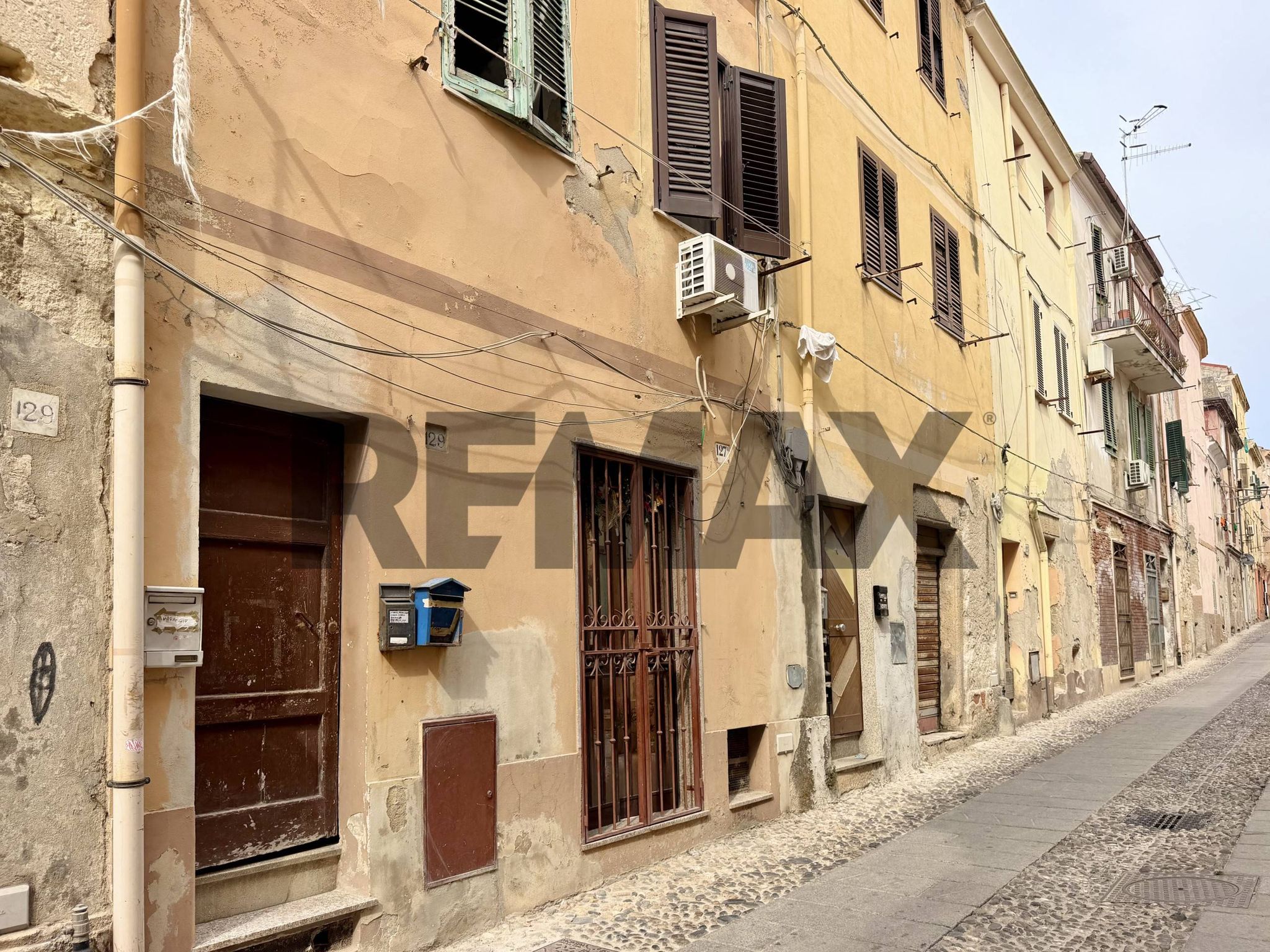 Edificio all'aperto