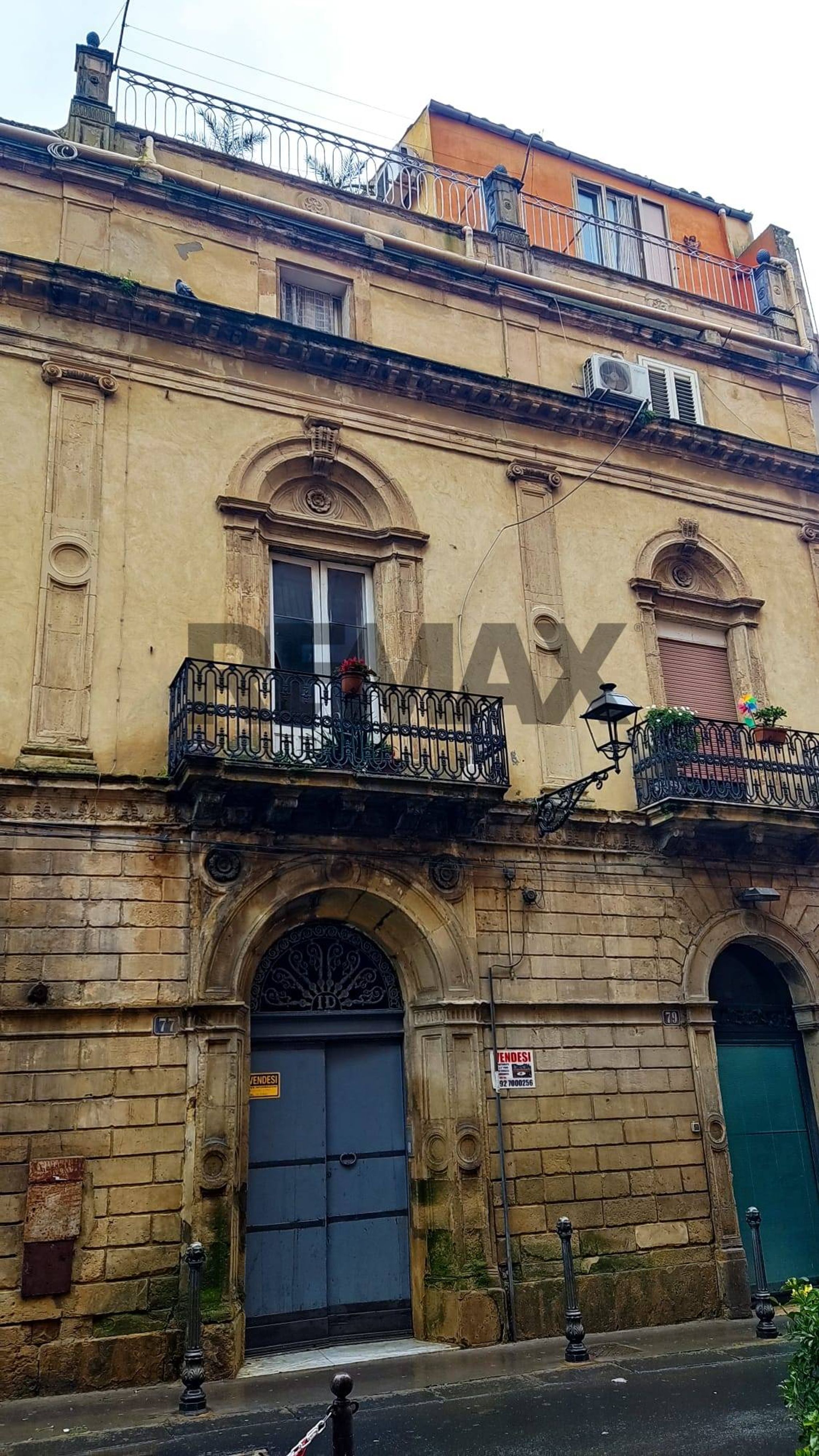 Immobile a Caltagirone