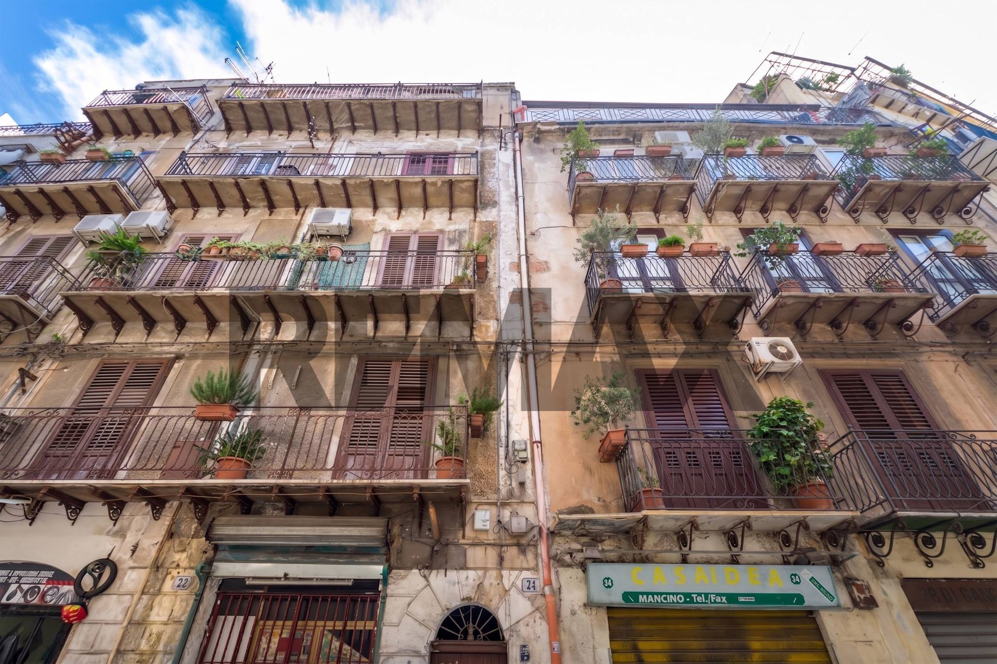 Edificio all'aperto
