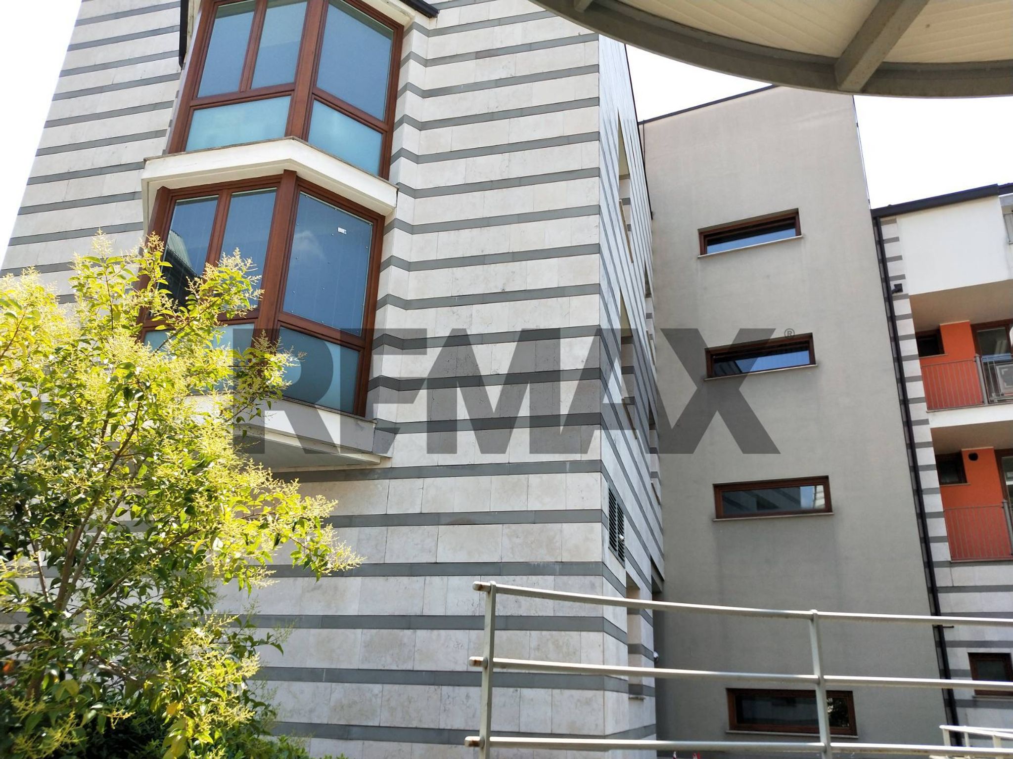 Edificio all'aperto