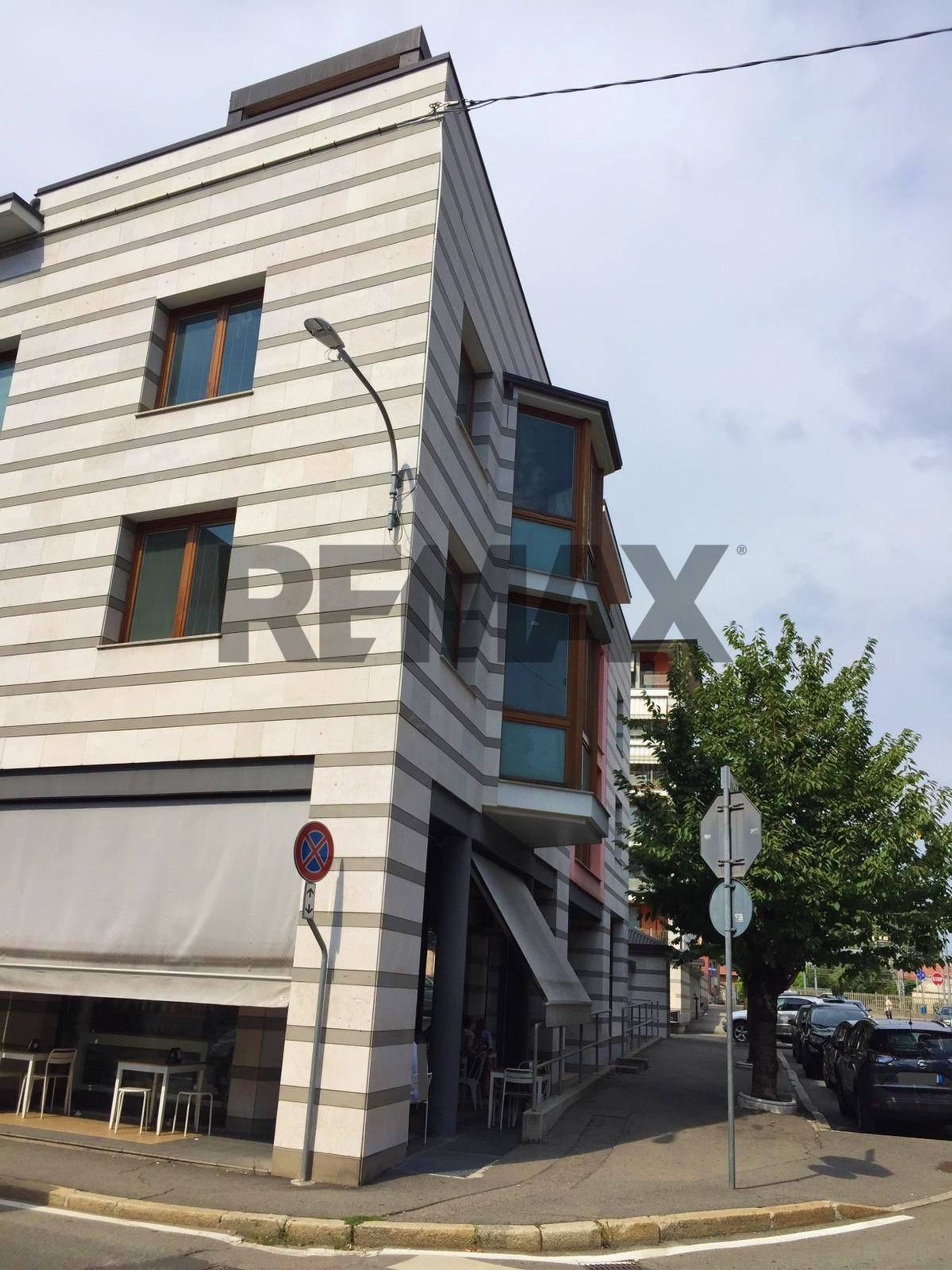 Edificio all'aperto