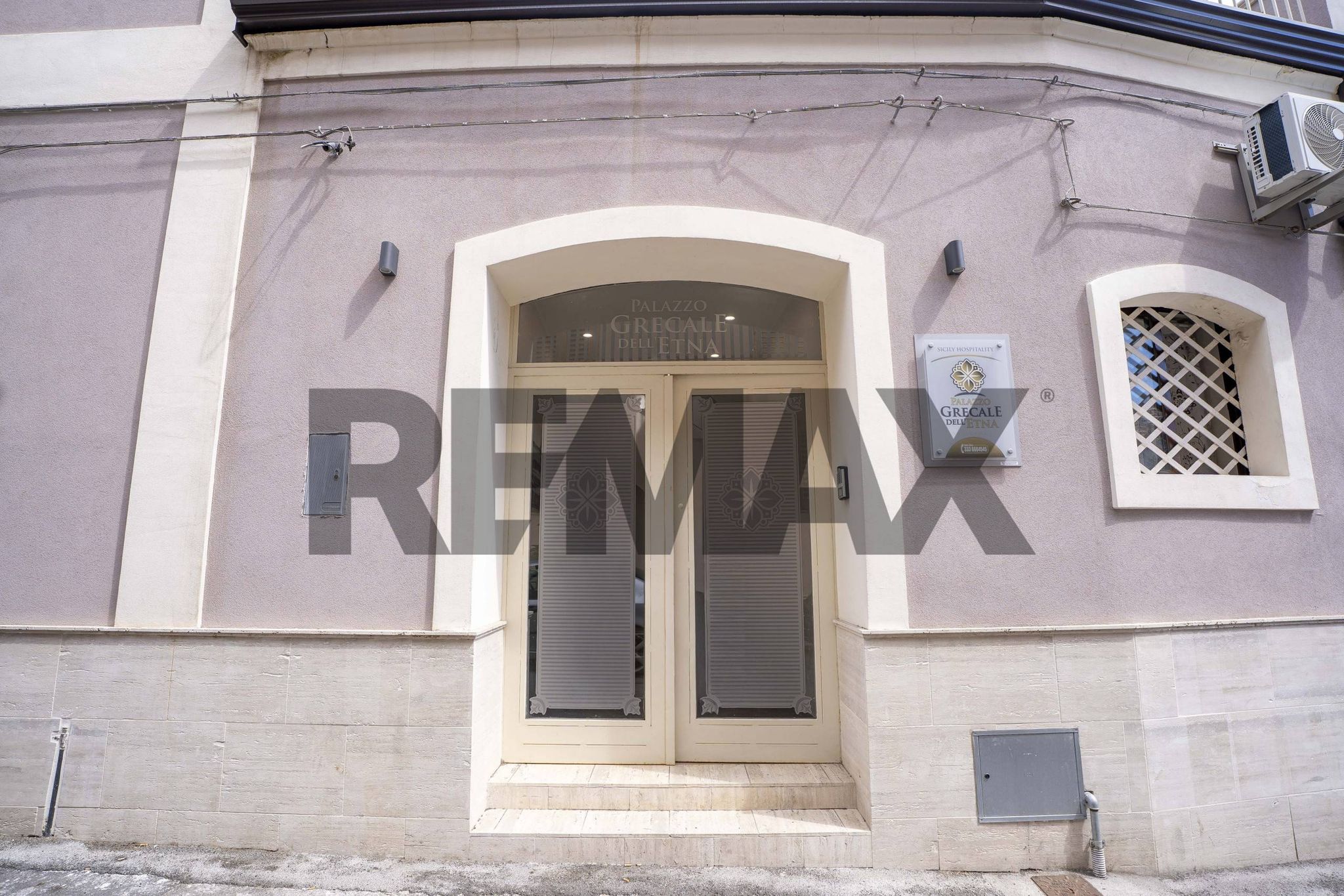 Edificio all'aperto