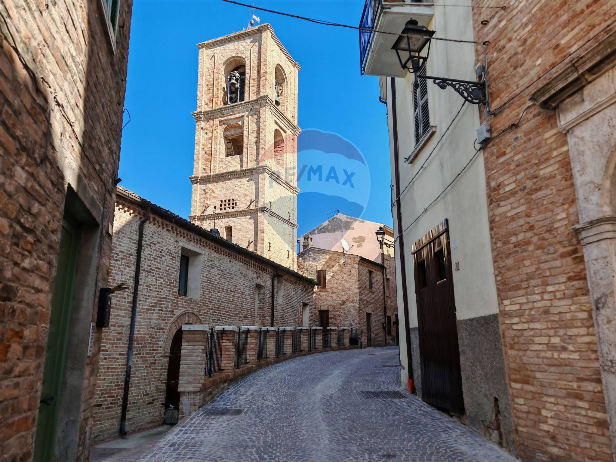 Edificio all'aperto