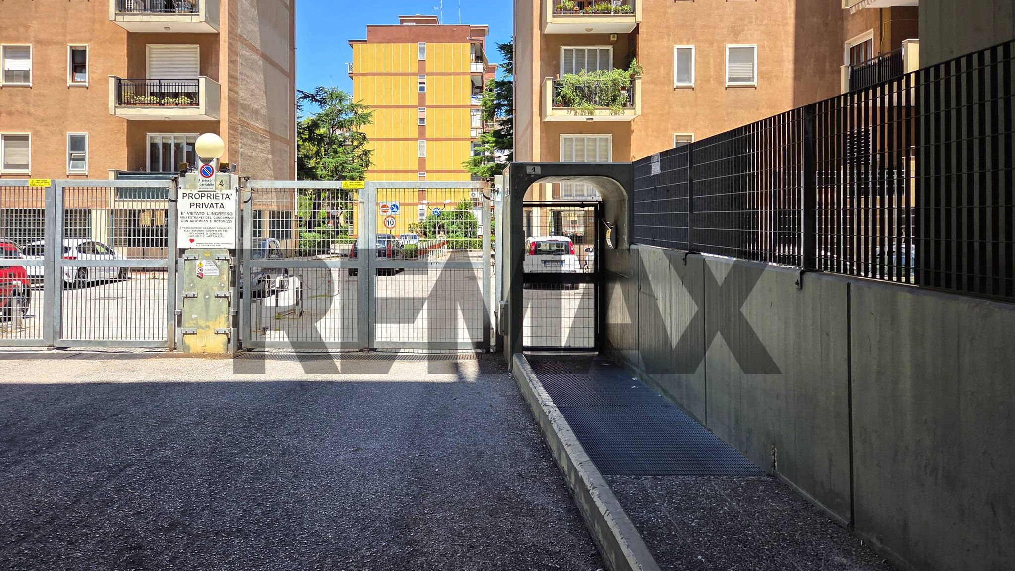 Edificio all'aperto