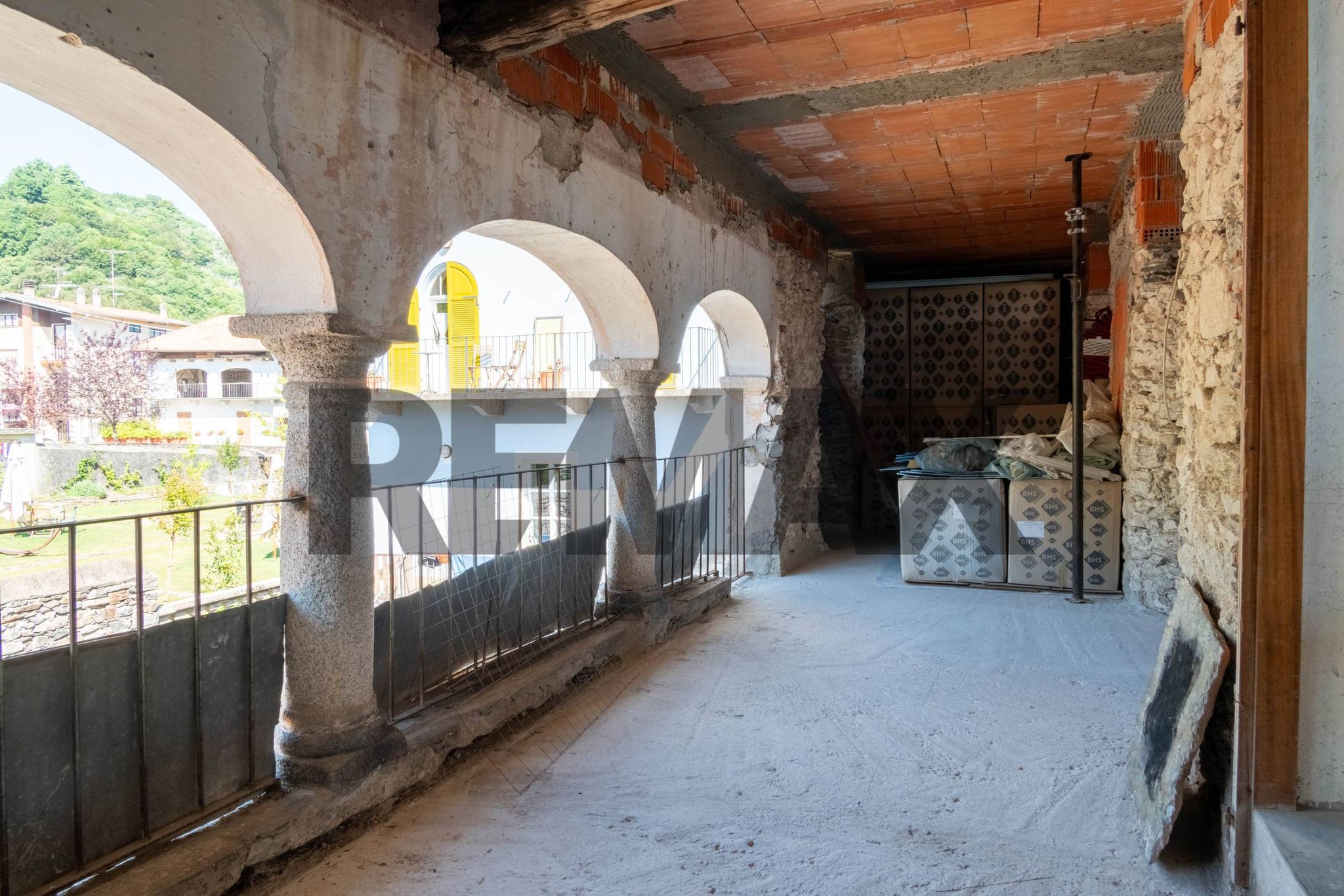 Immobile a Madonna del Sasso