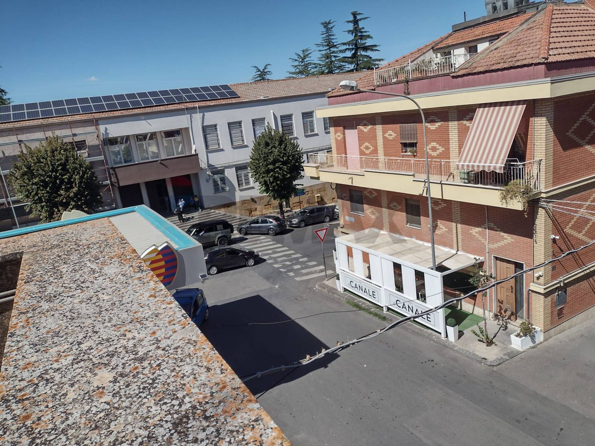 Edificio all'aperto