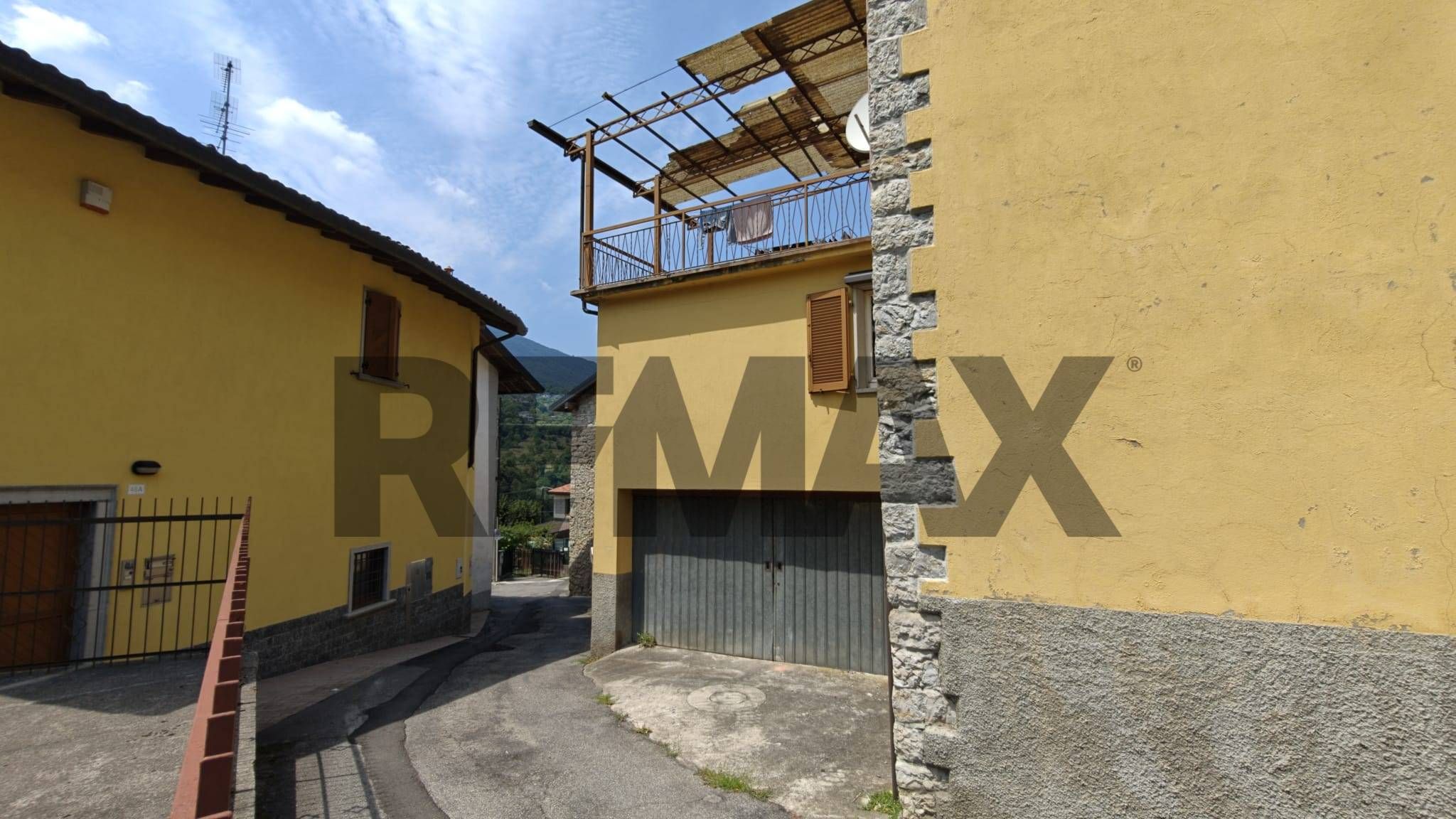 Edificio all'aperto